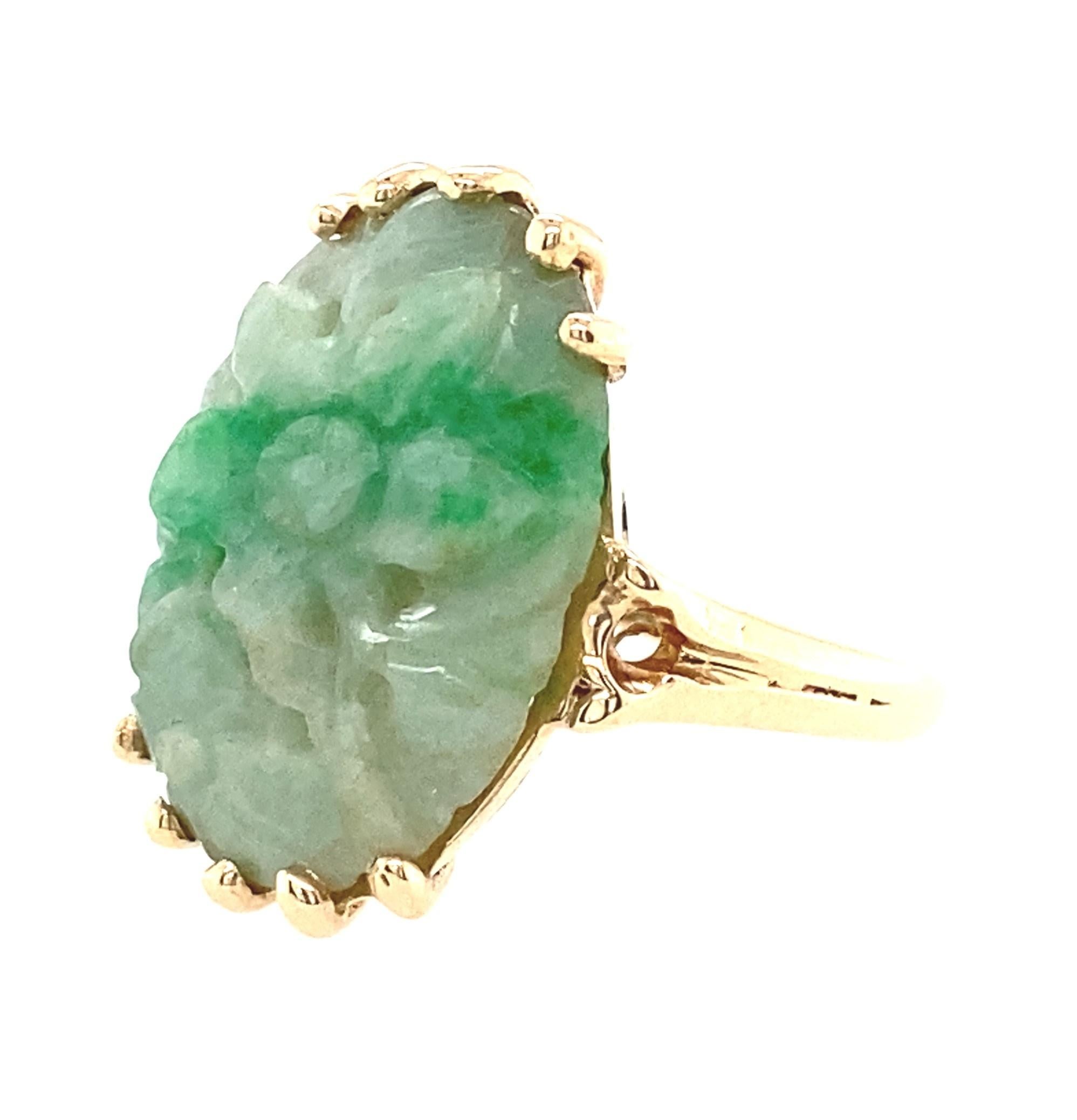 Women's or Men's 14K Yellow Gold Floral Carved Jadeite 1930s Ring