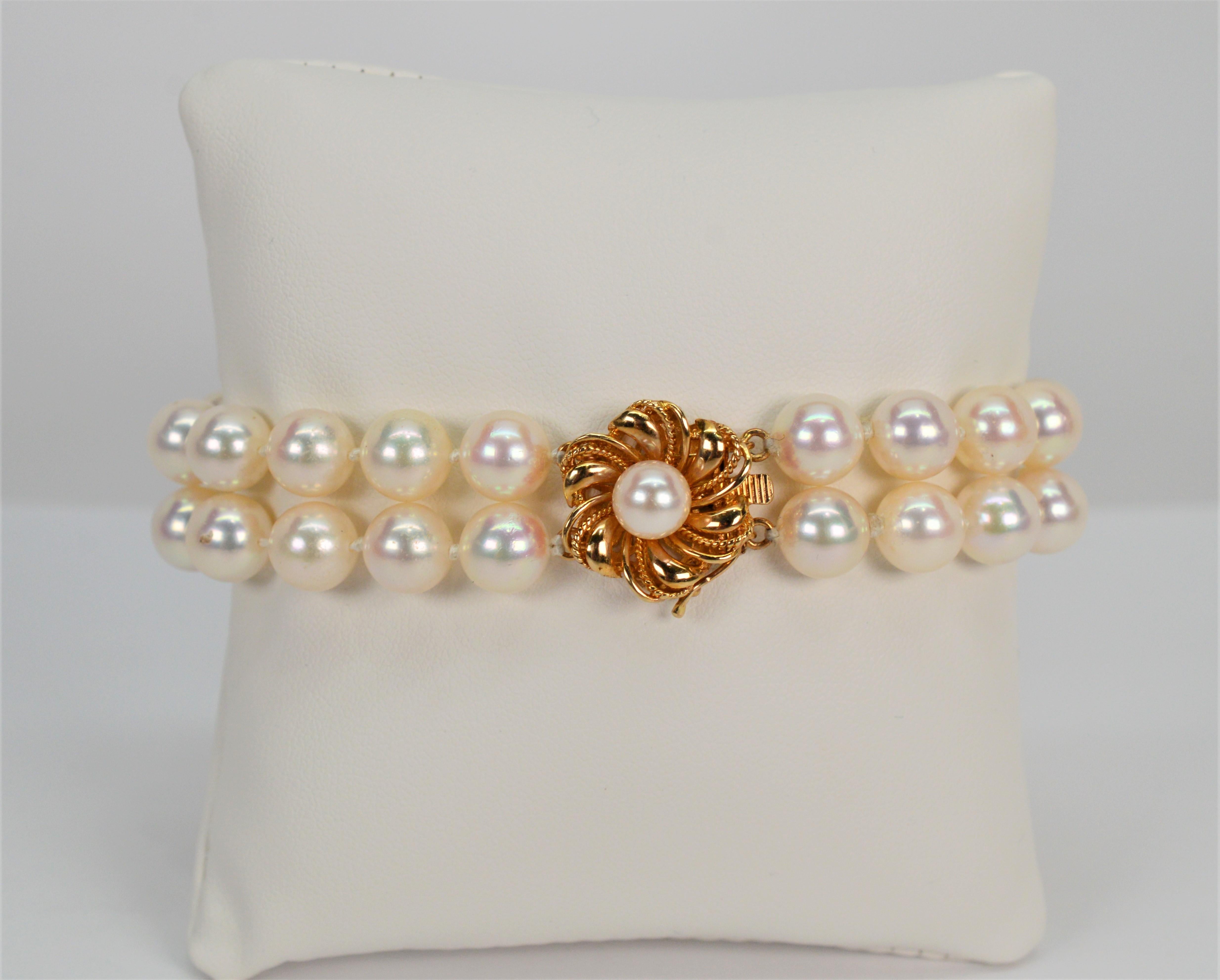 Women's 14K Yellow Gold Floral Charm Double Strand Pearl Bracelet For Sale