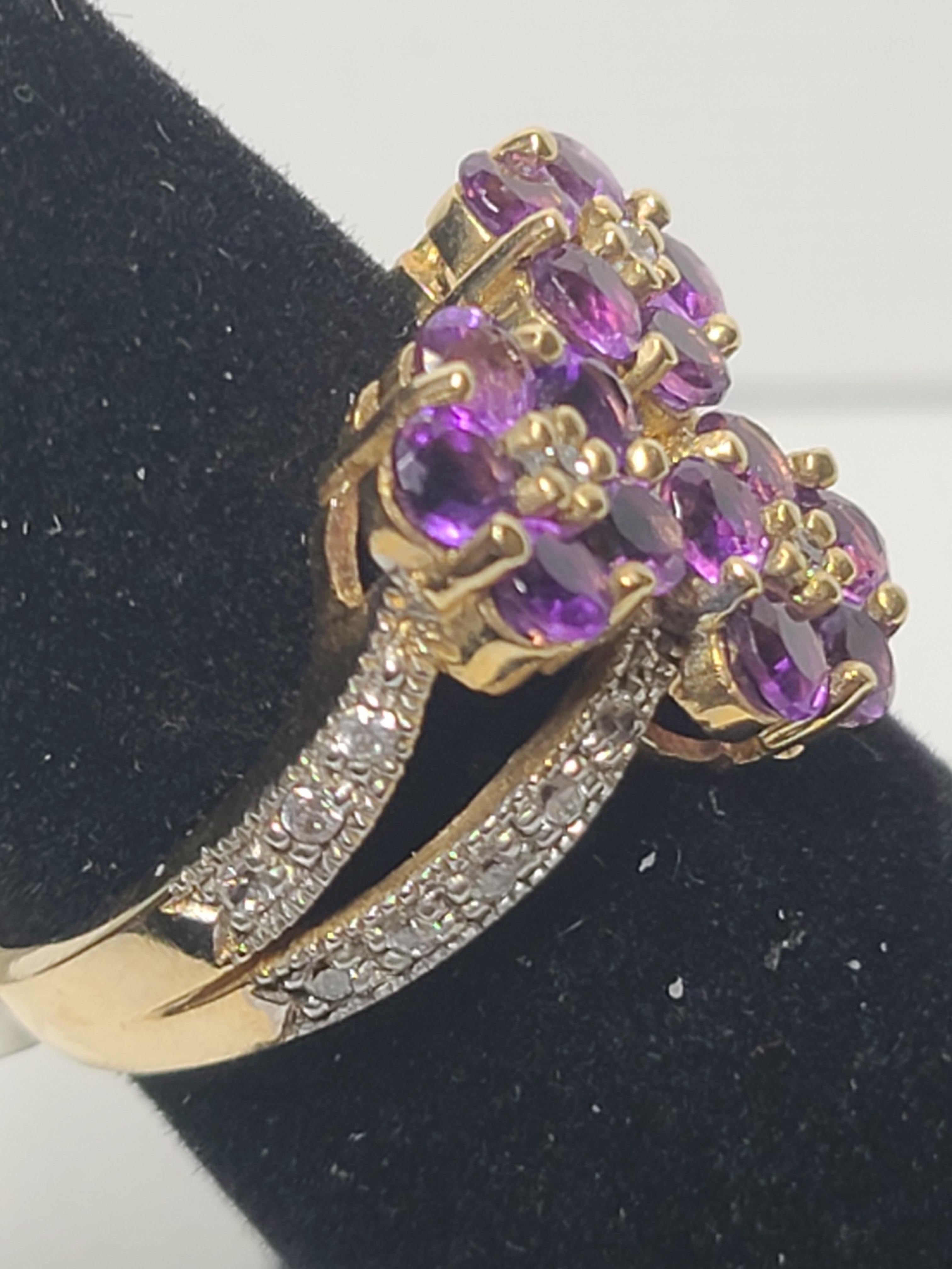 Contemporary 14k Yellow Gold Floral Design Amethyst Ring with Diamond Accents