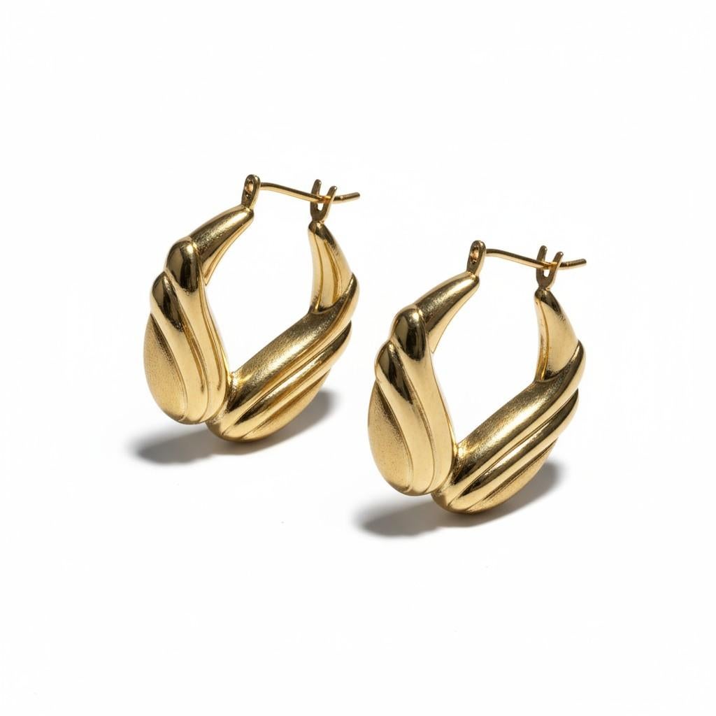Boucles d'oreilles en or jaune 14K gravées Florentine en vente 4