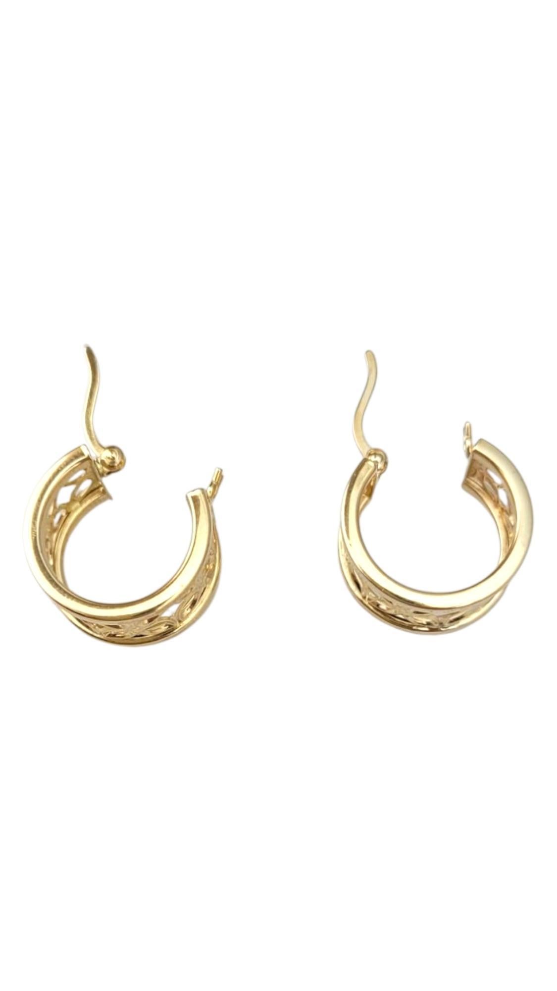 14K Yellow Gold Flower Band Hoop Earrings #21705 in vendita 3