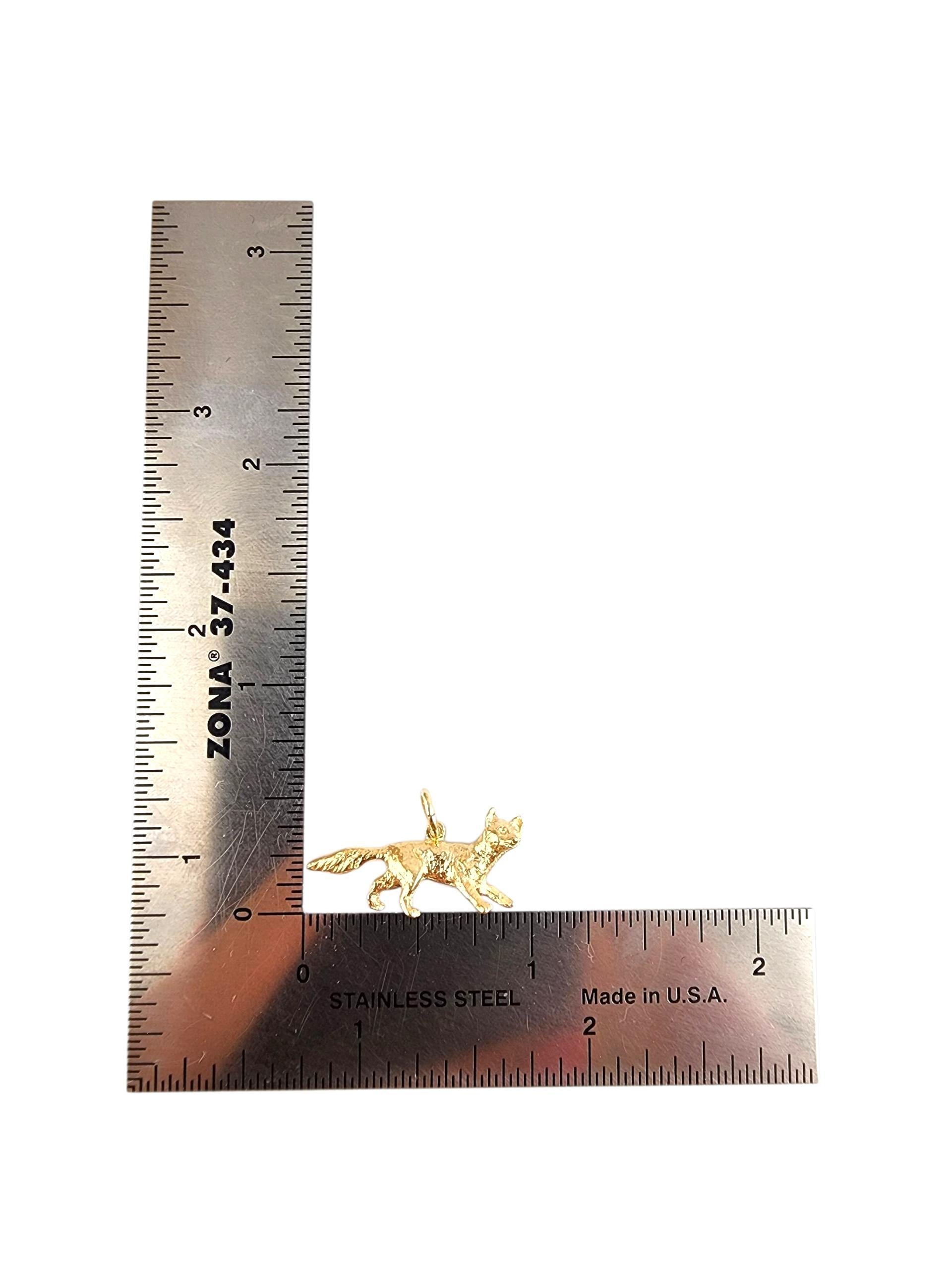 Charm a forma di volpe in oro giallo 14K #22516 in vendita 2