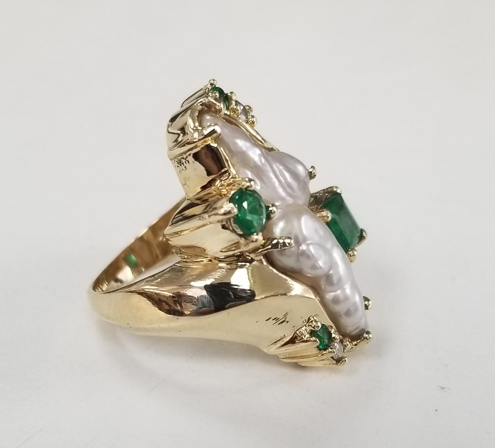 Item specifics
Condition:Pre-owned:
Seller Notes:“GREAT CONDITION”
Diamond Clarity Grade:Very Slightly Included (VS1)
Setting Style:cocktail
Type:Ring
Main Stone Color:Emerald ec .47, round .23, 2 .08
Metal Purity:14k
Main Stone: 2 Diamonds .08
Main