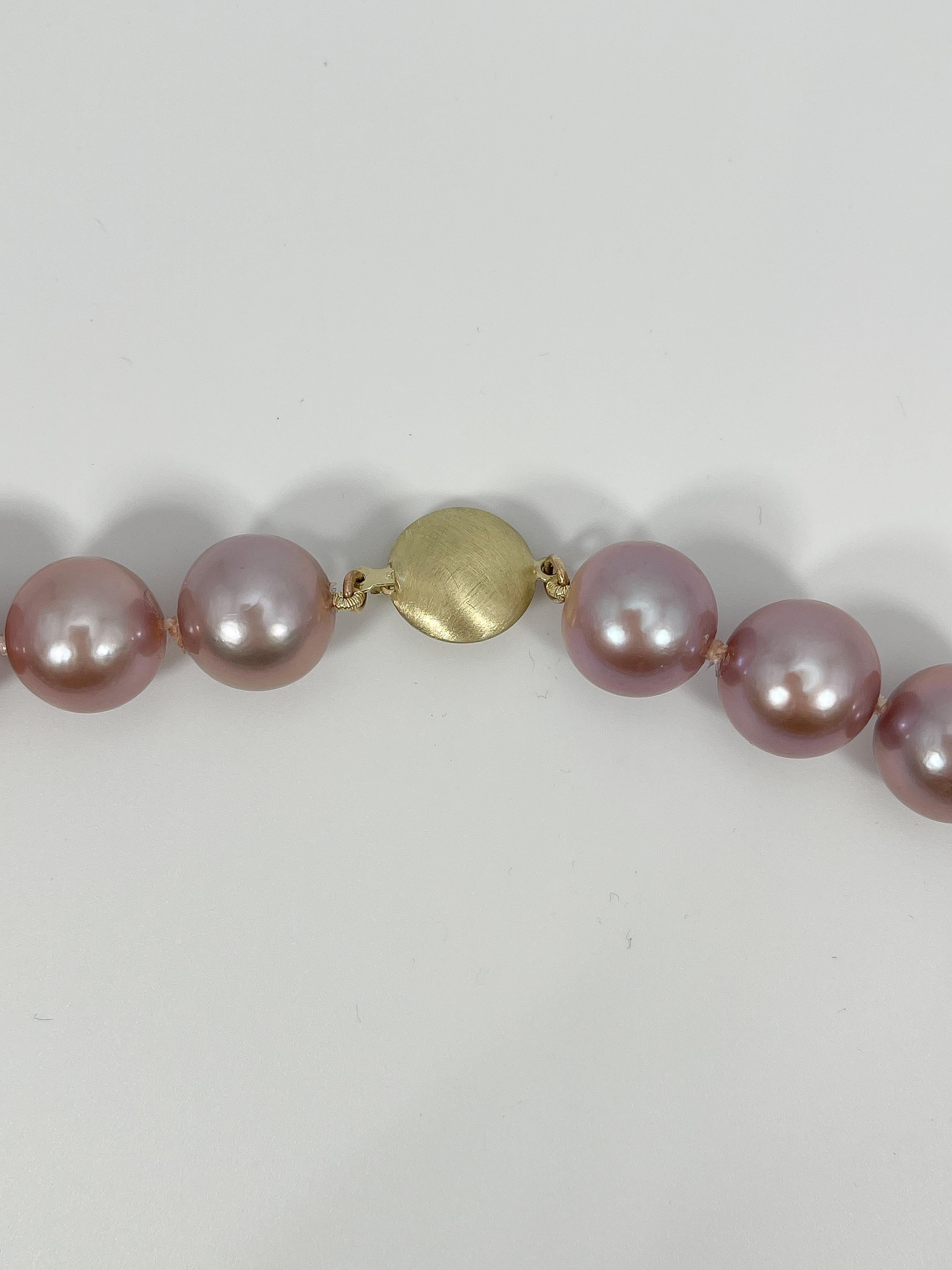 14K Yellow Gold Freshwater Edison Natural Pink Pearl Necklace In Excellent Condition For Sale In Stuart, FL