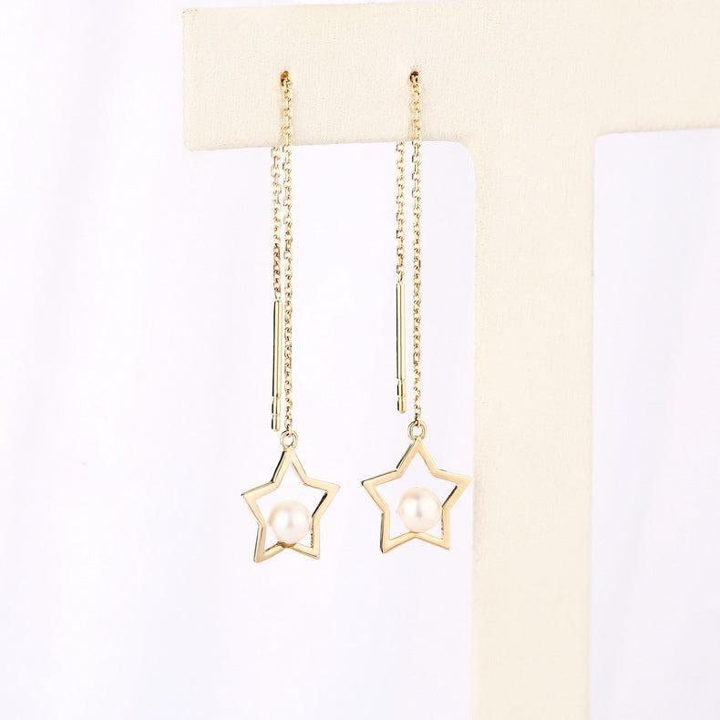 Modern Open Star Freshwater Pearl 14K Yellow Gold Threader Earrings For Sale