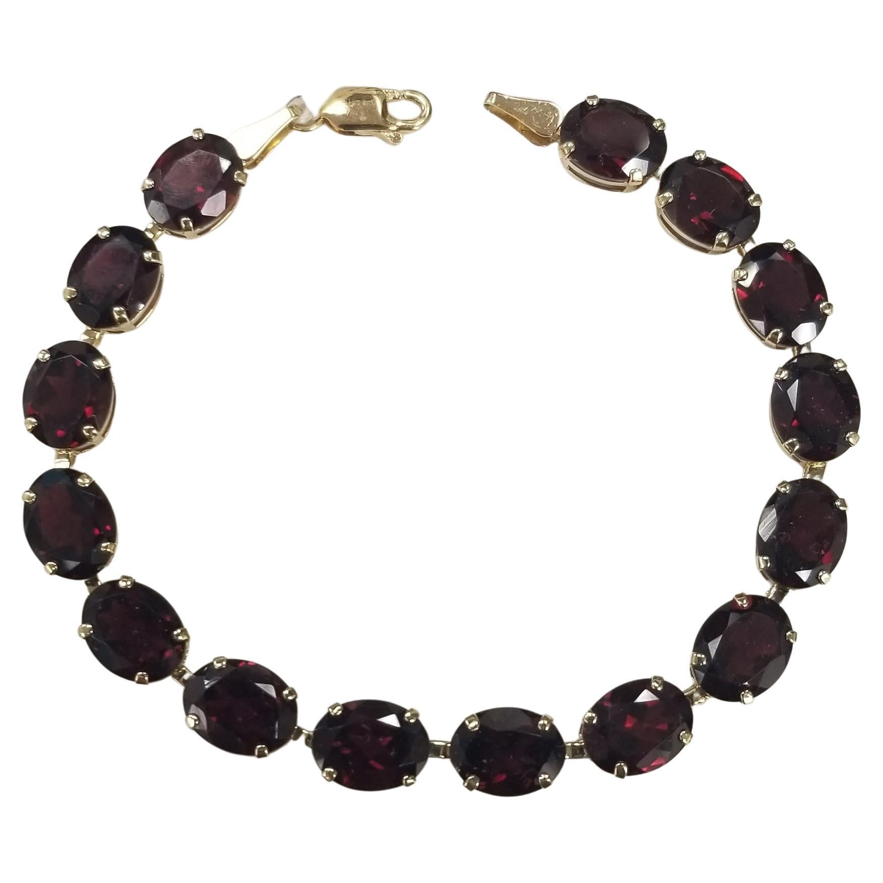 14k Yellow Gold Garnet Prong Bracelet with Approx. 30cts.