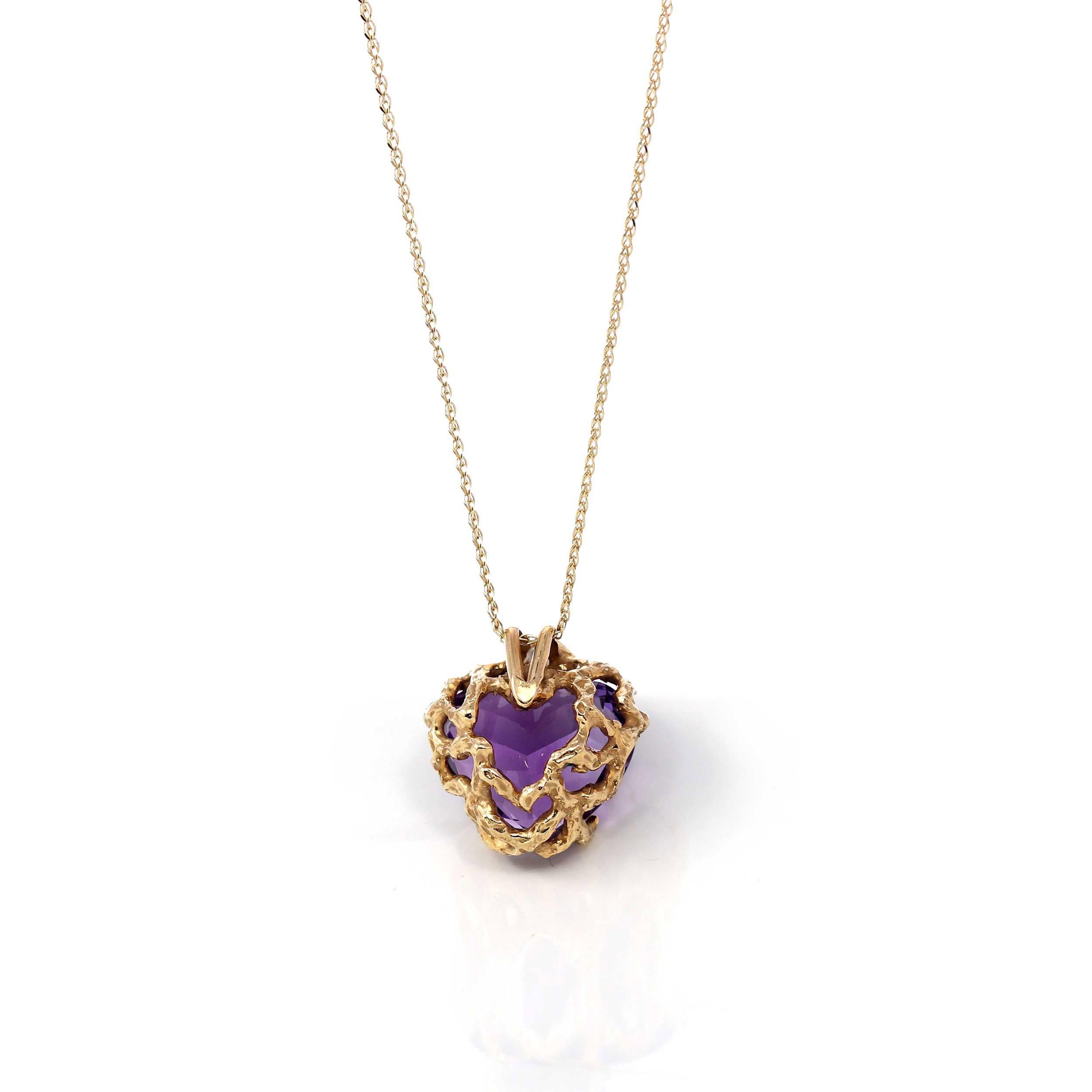Heart Cut 14k Yellow Gold Genuine AAA Royal Amethyst Pendant Necklace For Sale