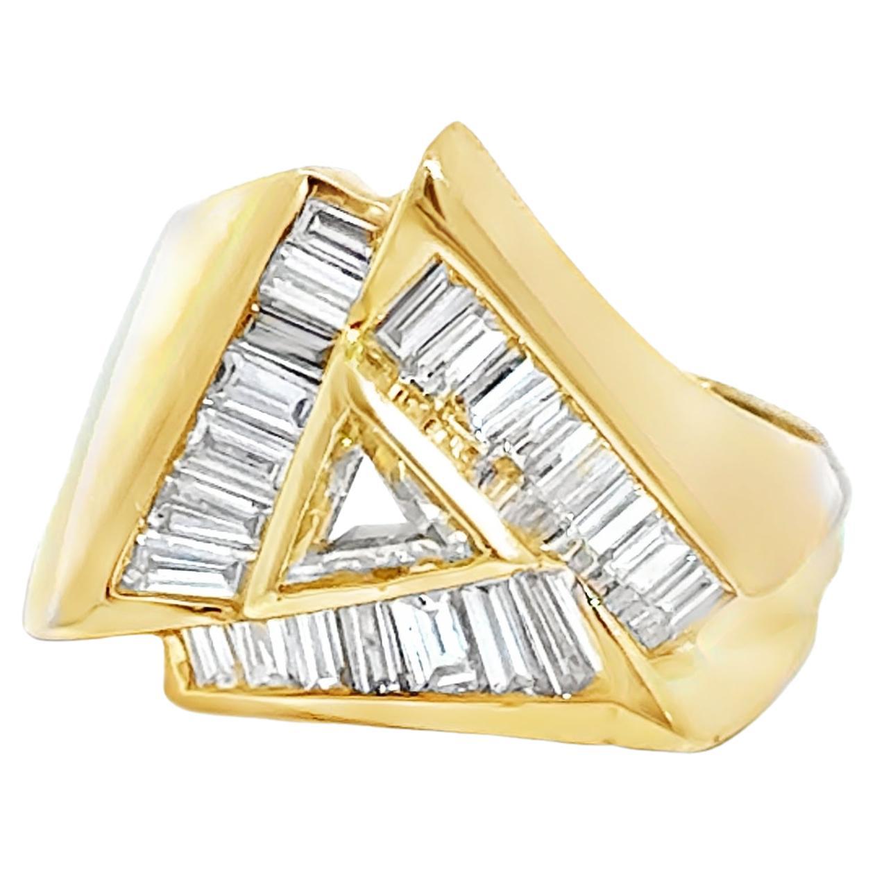 Bague géométrique en or jaune 14K avec diamants trillion et baguette - 1.8