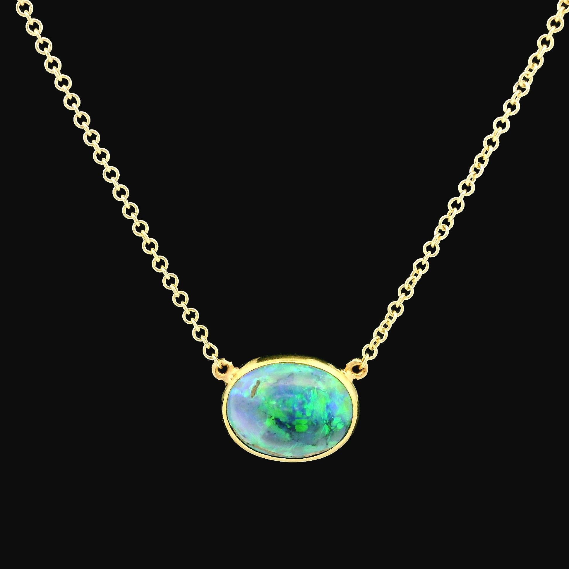 Chaîne collier pendentif en or jaune 14 carats avec opale noire ovale de 1,35 carat certifiée GIA en vente 1