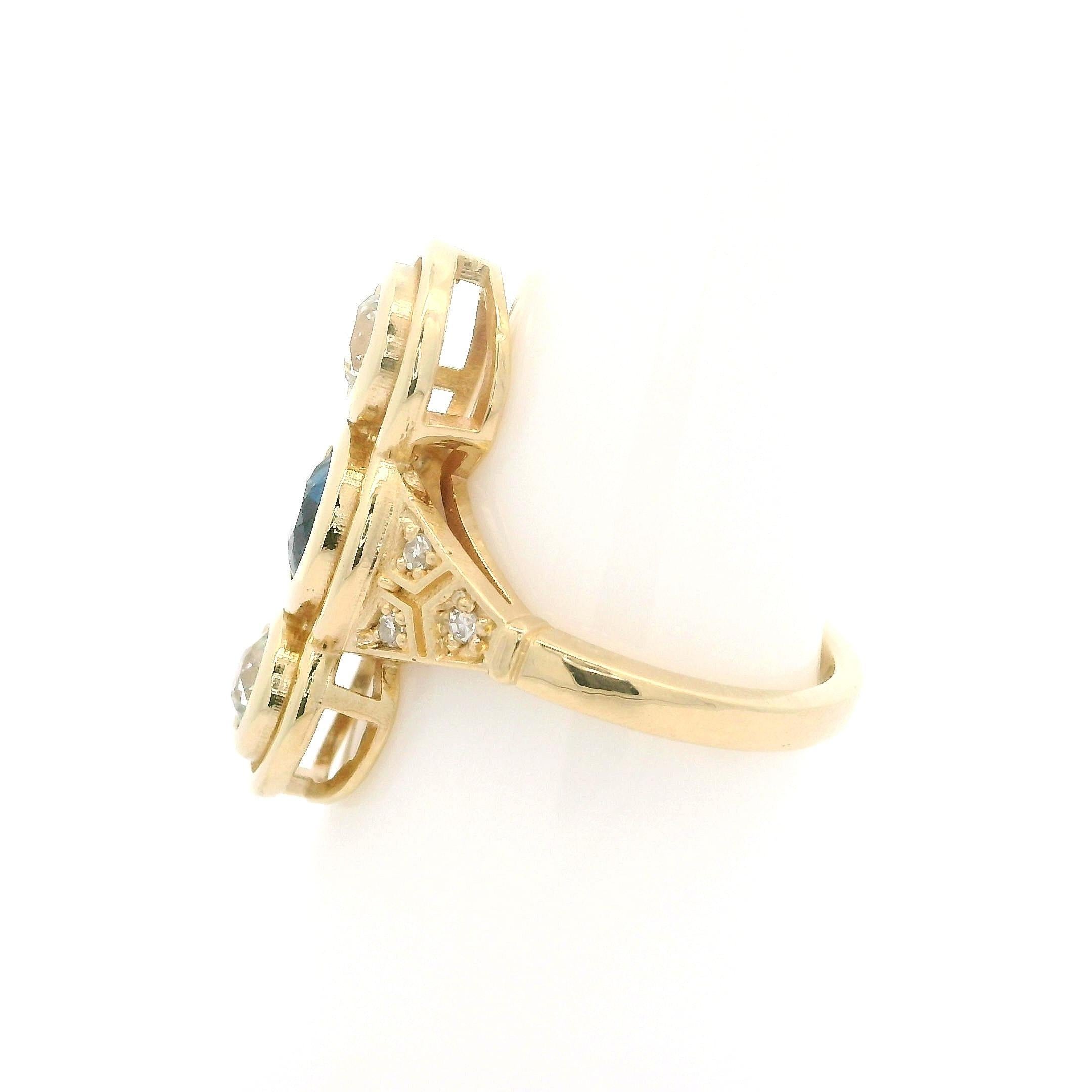 --Pietre: --
(1) Zaffiro genuino Nature del Montana - Vecchio taglio rotondo Brilliante - castone - Colore blu vivo - SENZA CALORE - 0,55ct (esatto)
** Vedere i dettagli della certificazione qui sotto per informazioni complete
(2) Diamanti naturali