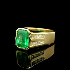 14k Yellow Gold GIA 2.29ctw Bezel Set Colombian Emerald Diamond Sides Band Ring