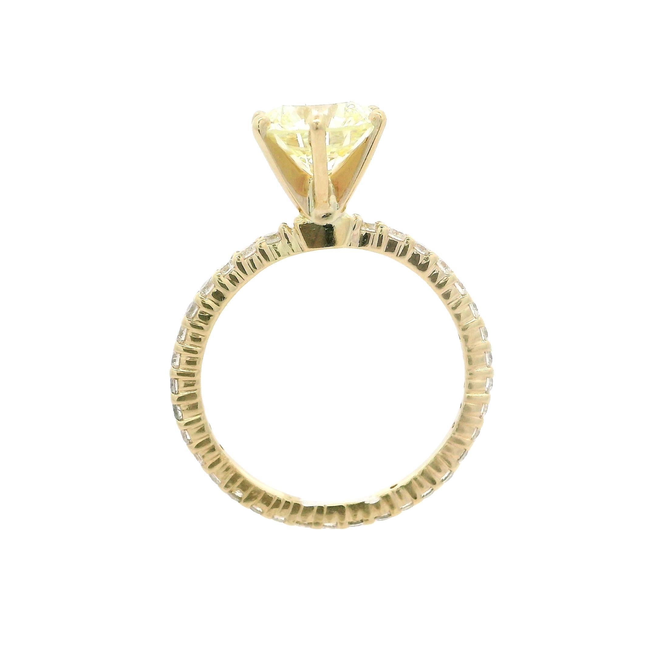14k Yellow Gold GIA 2.59ctw Round Light Yellow Diamond Solitaire Engagement Ring 3