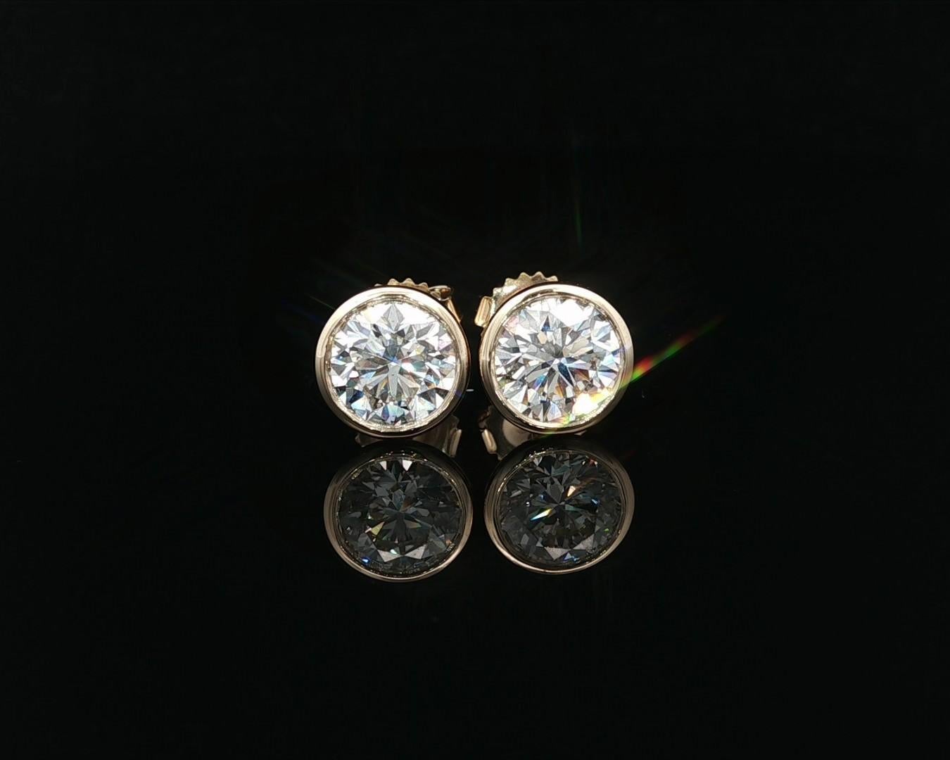 14k Yellow Gold GIA 3.08ct J SI1 Round Bezel Martini Diamond 9mm Stud Earrings en vente 3