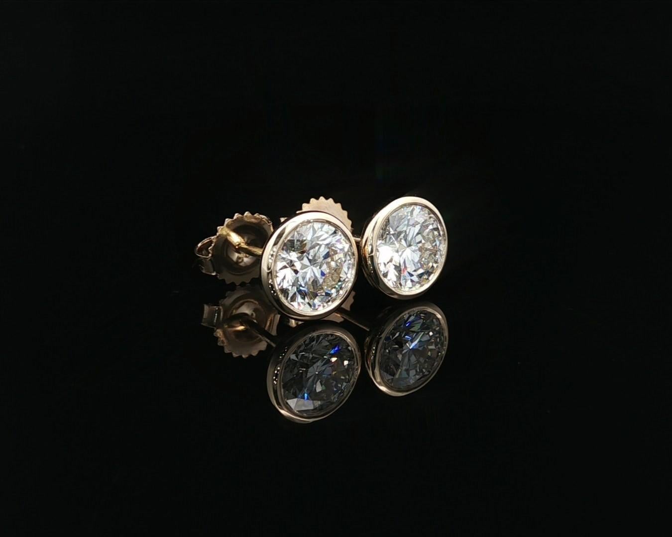 14k Yellow Gold GIA 3.08ct J SI1 Round Bezel Martini Diamond 9mm Stud Earrings en vente 4