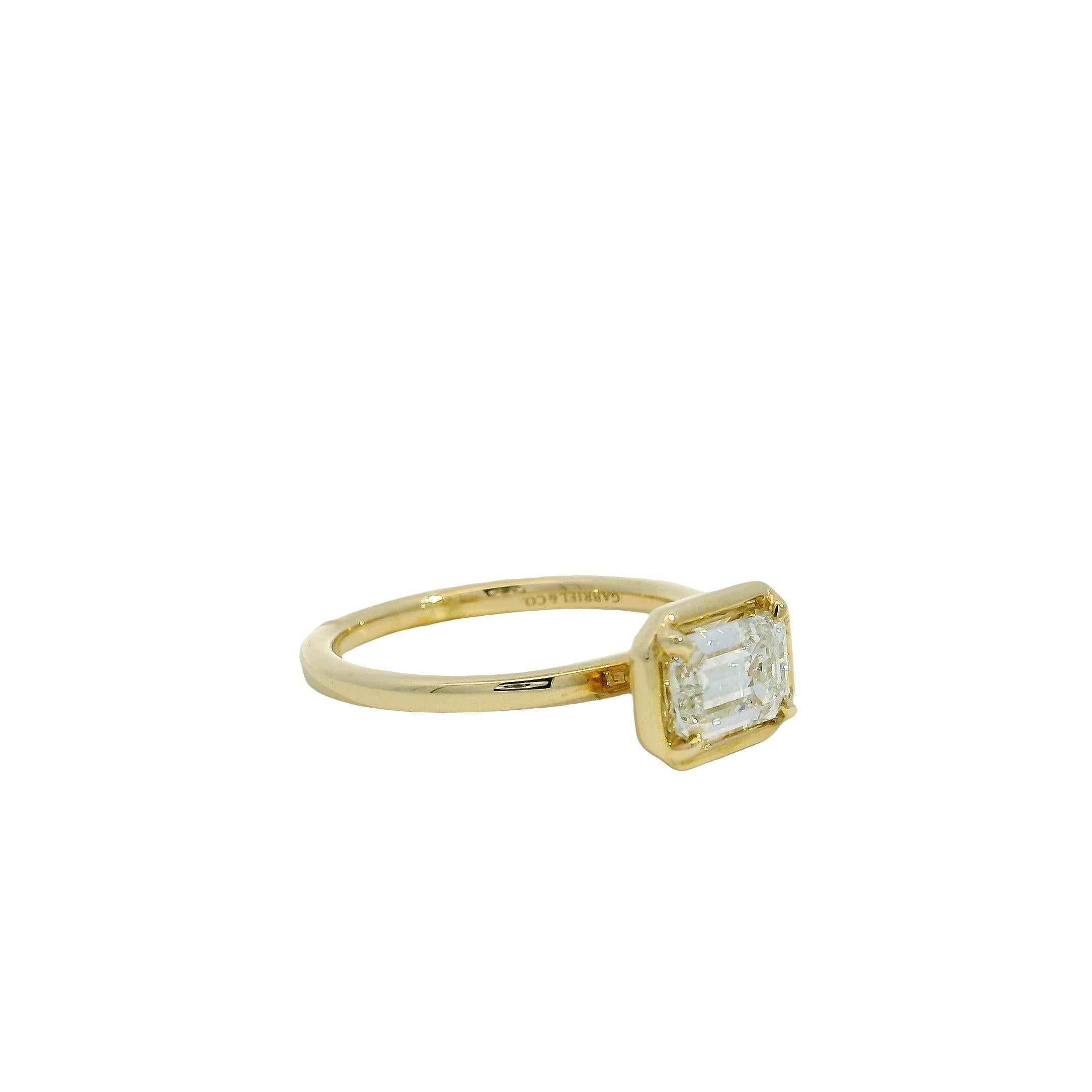 Bague de fiançailles en or jaune 14k certifiée GIA 1,07ct diamant taille émeraude en vente 12