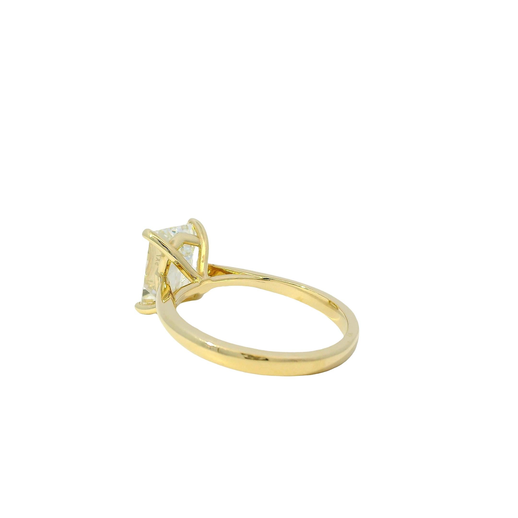 14k Gelbgold GIA zertifiziert 2,39ct Emerald Cut Verlobungsring im Angebot 3