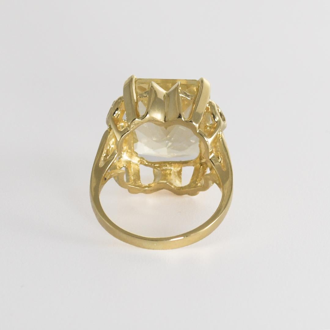 14K Yellow Gold Golden Beryl Ring 6.6g In Excellent Condition For Sale In Laguna Beach, CA