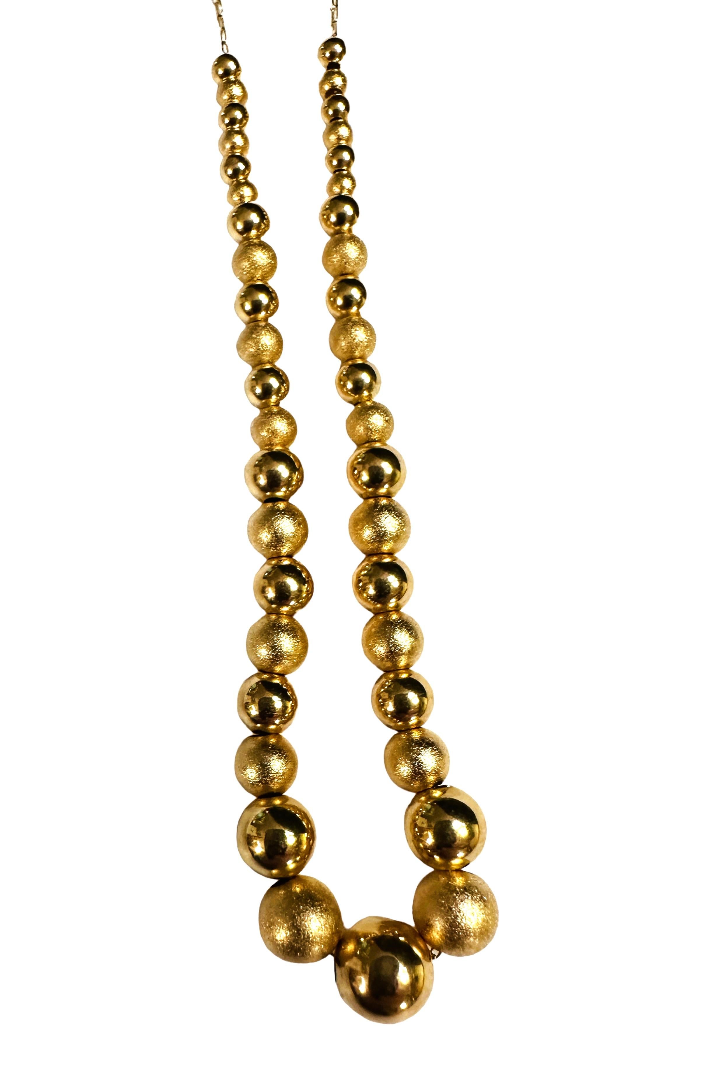 14k Yellow Gold Graduated Beaded Necklace 24 Inches In Excellent Condition For Sale In Eagan, MN