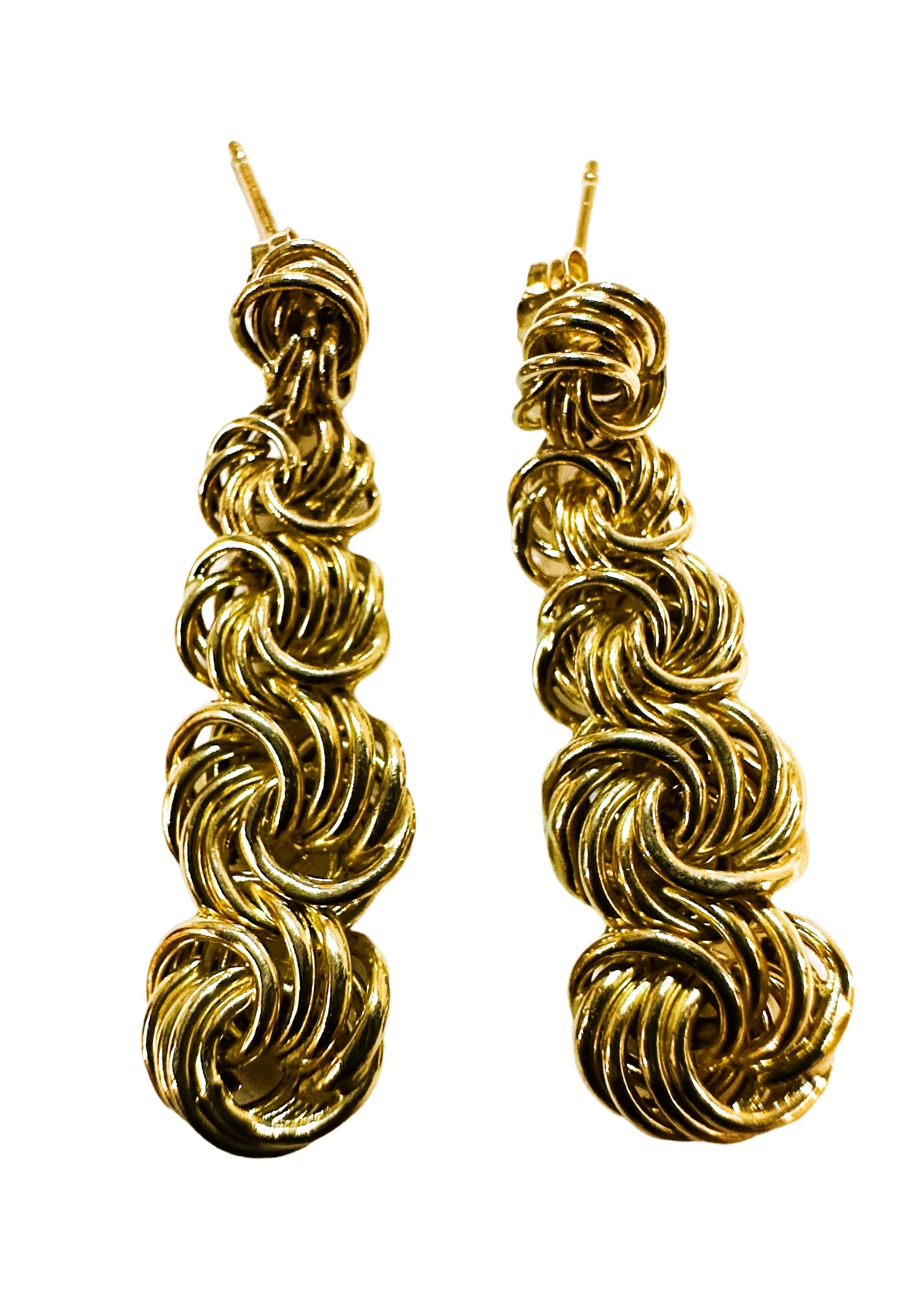 14k Yellow Gold Graduated Byzantine Post Earrings 3