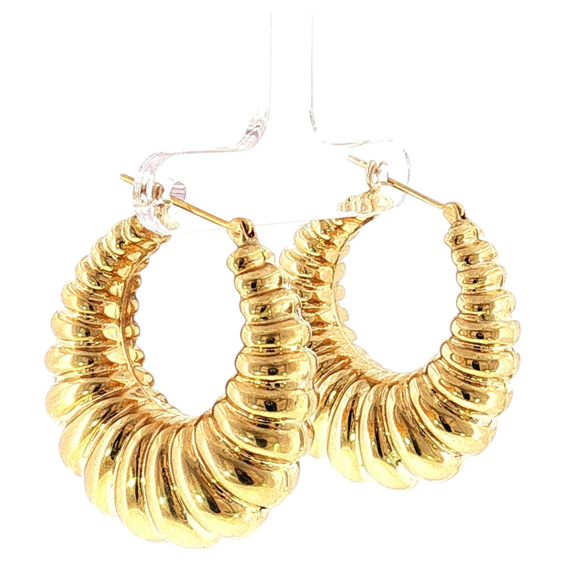 Pendientes de aro con borde festoneado y tamaño variable, de oro amarillo de 14K, 32 mm, ligeros