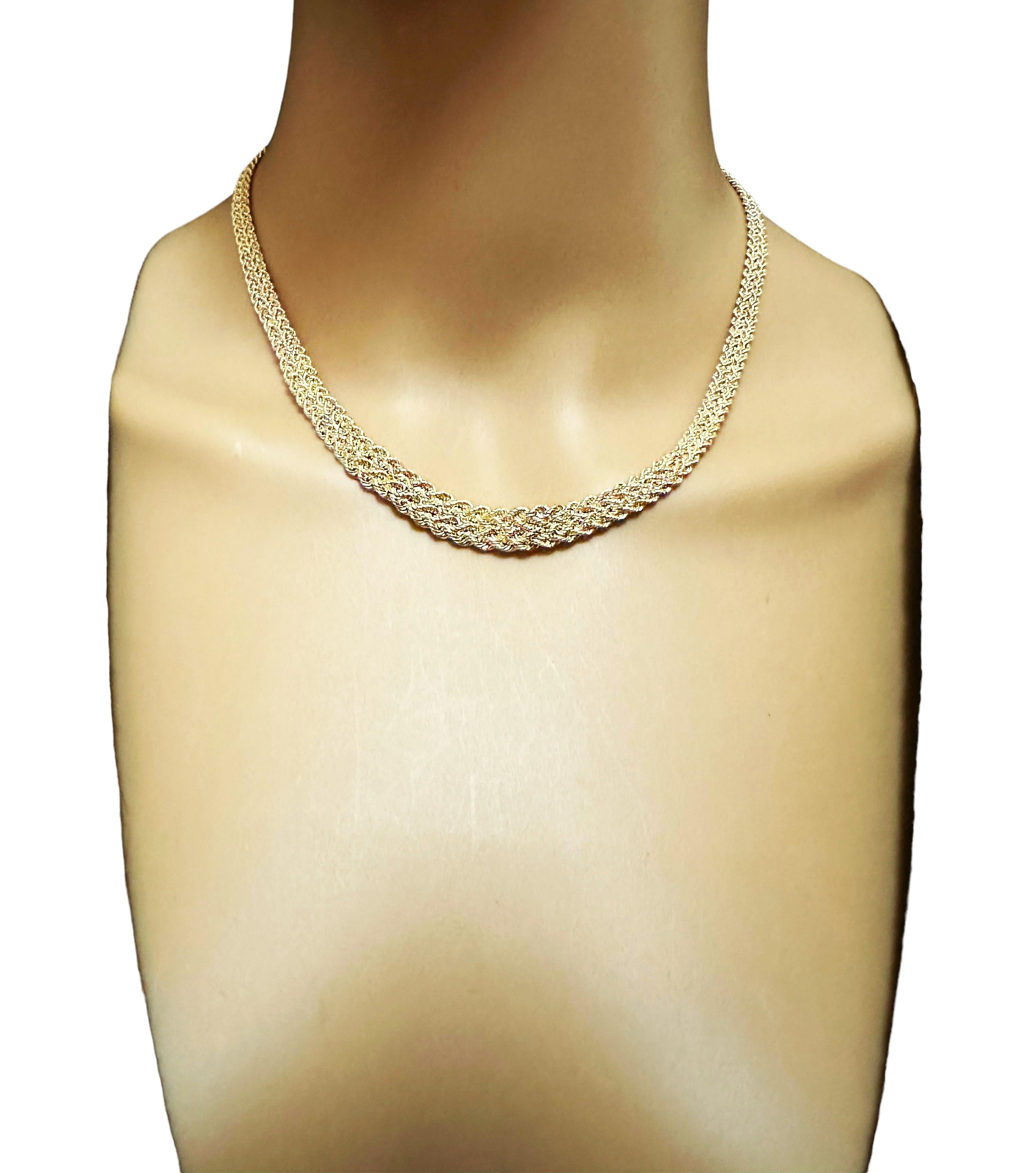 14k Yellow Gold Graduated Wove Aurafin Italian Necklace 16 Inches In Excellent Condition For Sale In Eagan, MN