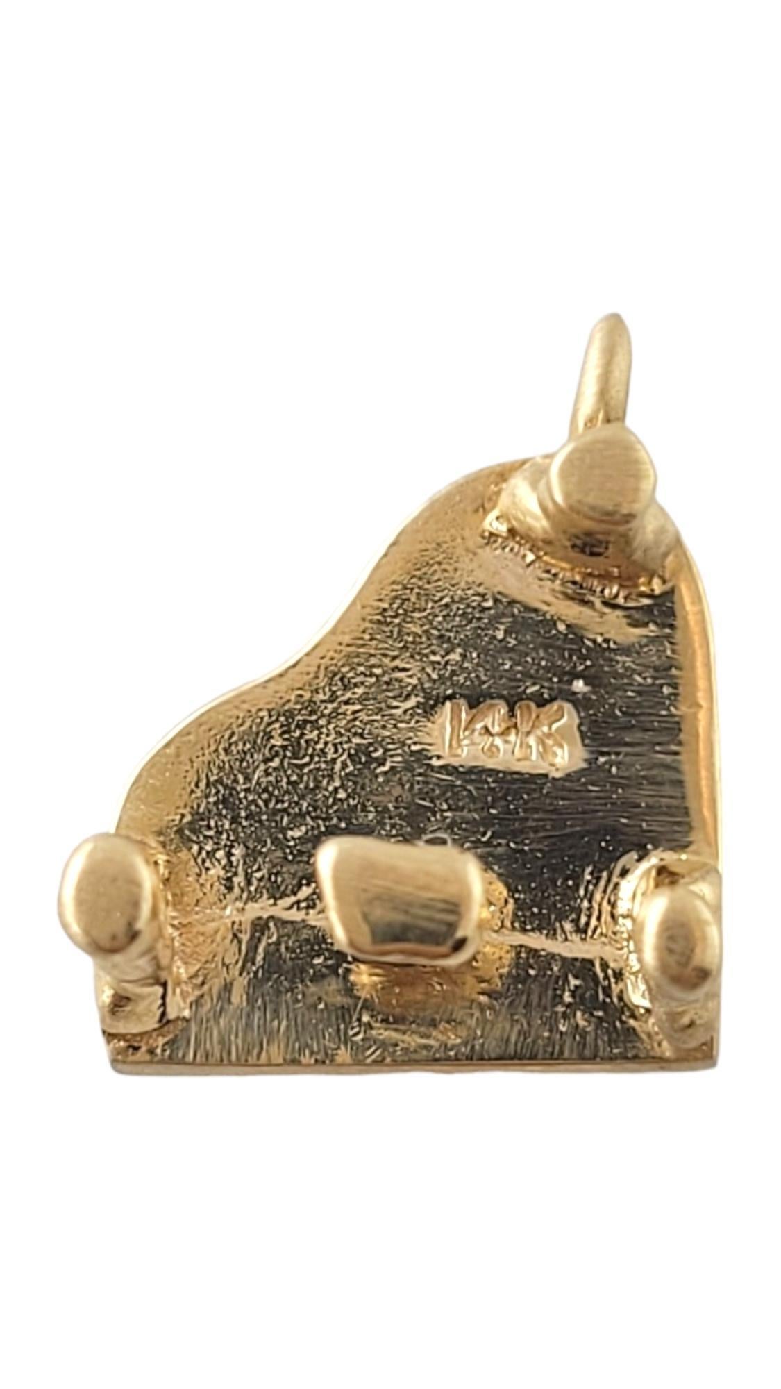 14K Yellow Gold Grand Piano Charm #16896 For Sale 2