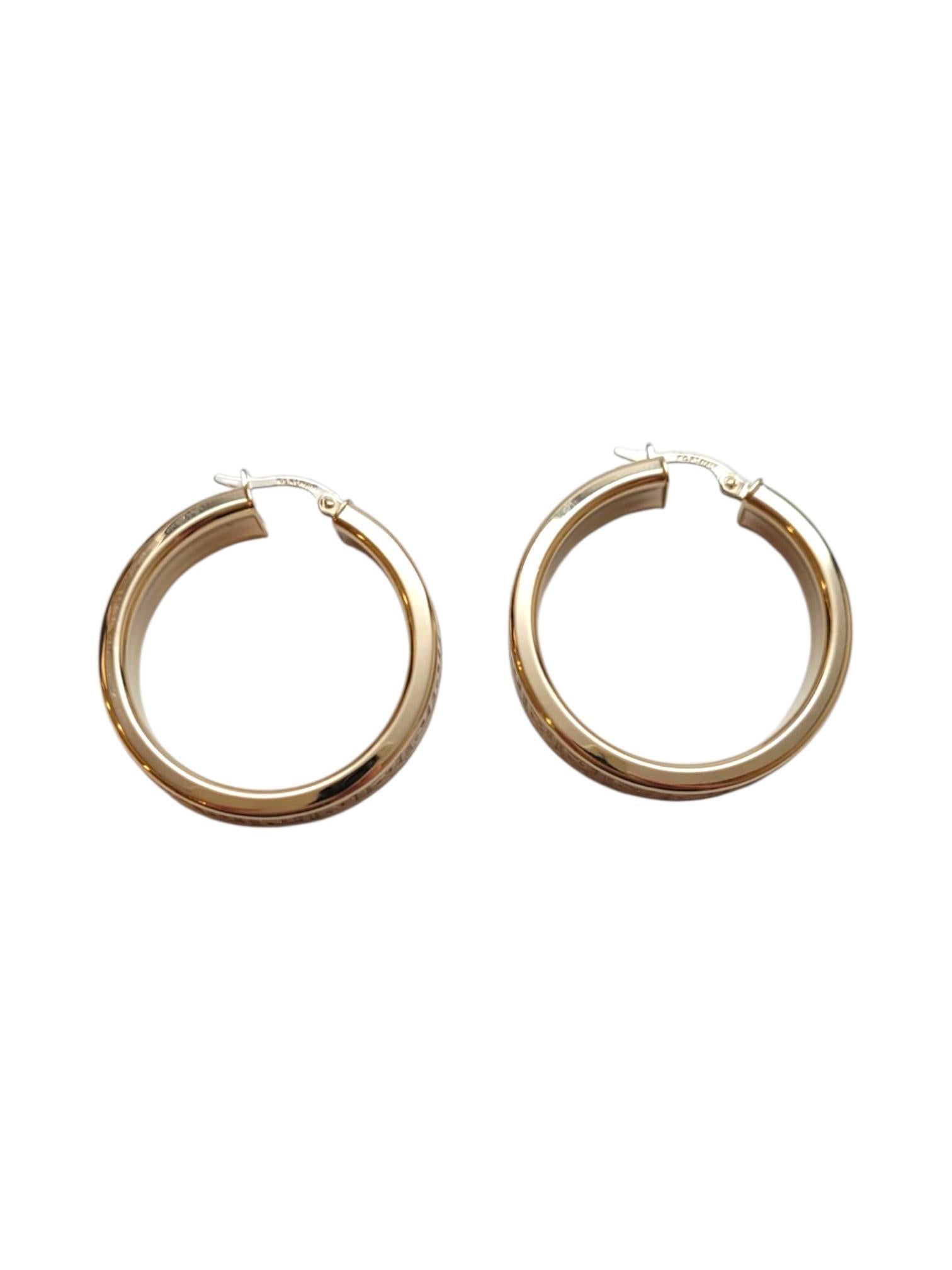 14K Yellow Gold Greek Key Hoop Earrings #21946 In Good Condition For Sale In Washington Depot, CT