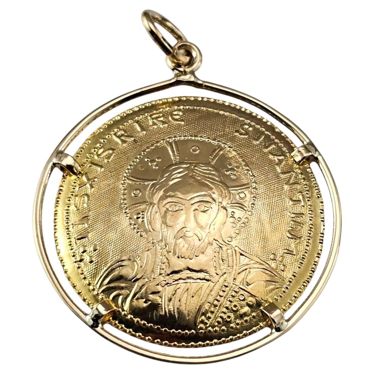 Medaglia con ciondolo a forma di Cristo Pantocratore in oro giallo 14K #23523
