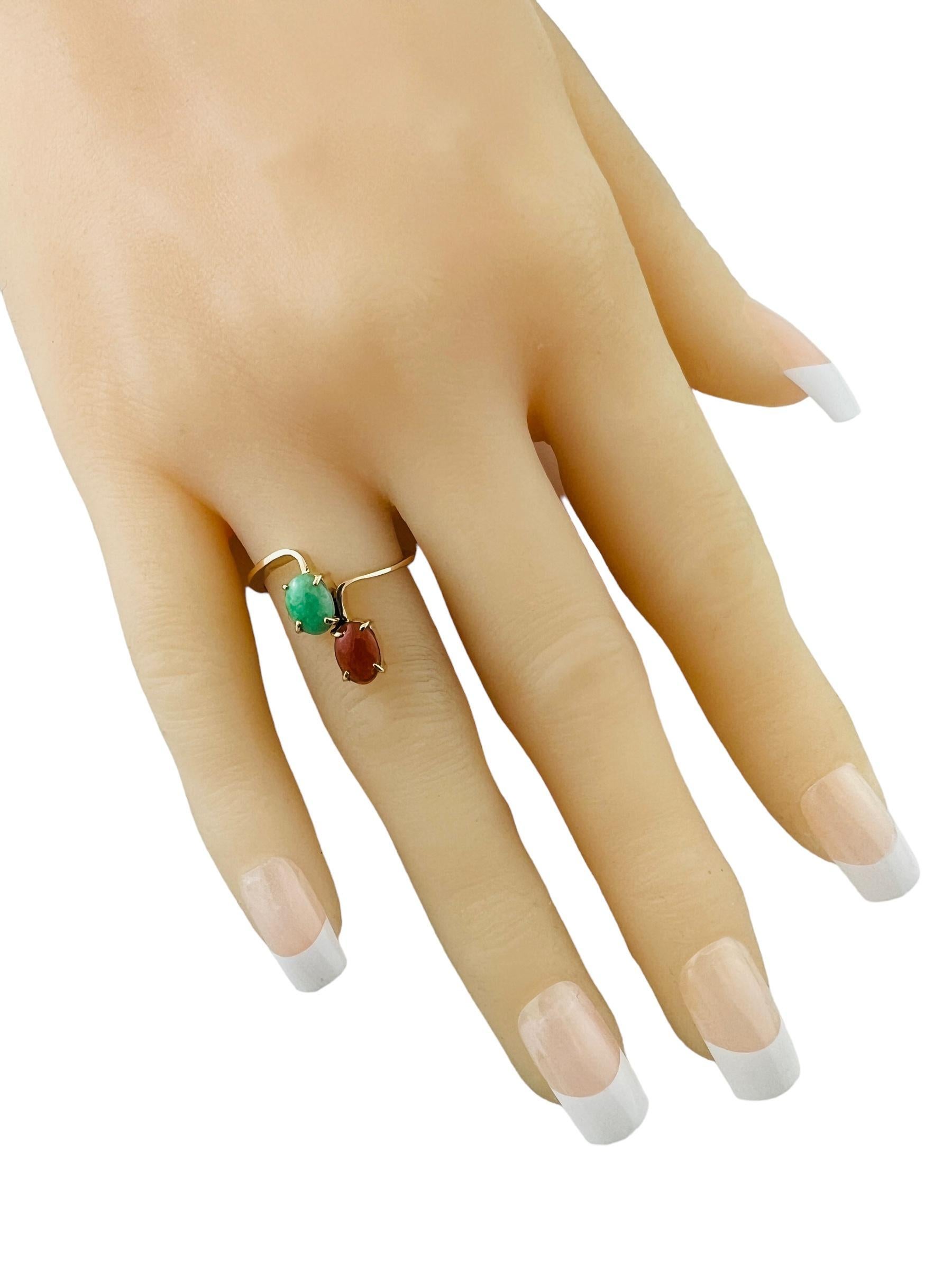 14K Yellow Gold Green and Orange Jadeite Ring Size 7 #15616 For Sale 4