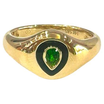 14K Yellow Gold Green Peridot & Black Enamel Signet Ring 0.18 Carats
