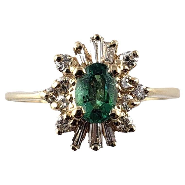 14K Gelbgold Ring mit grünem Stein und Diamant Größe 8 im Angebot