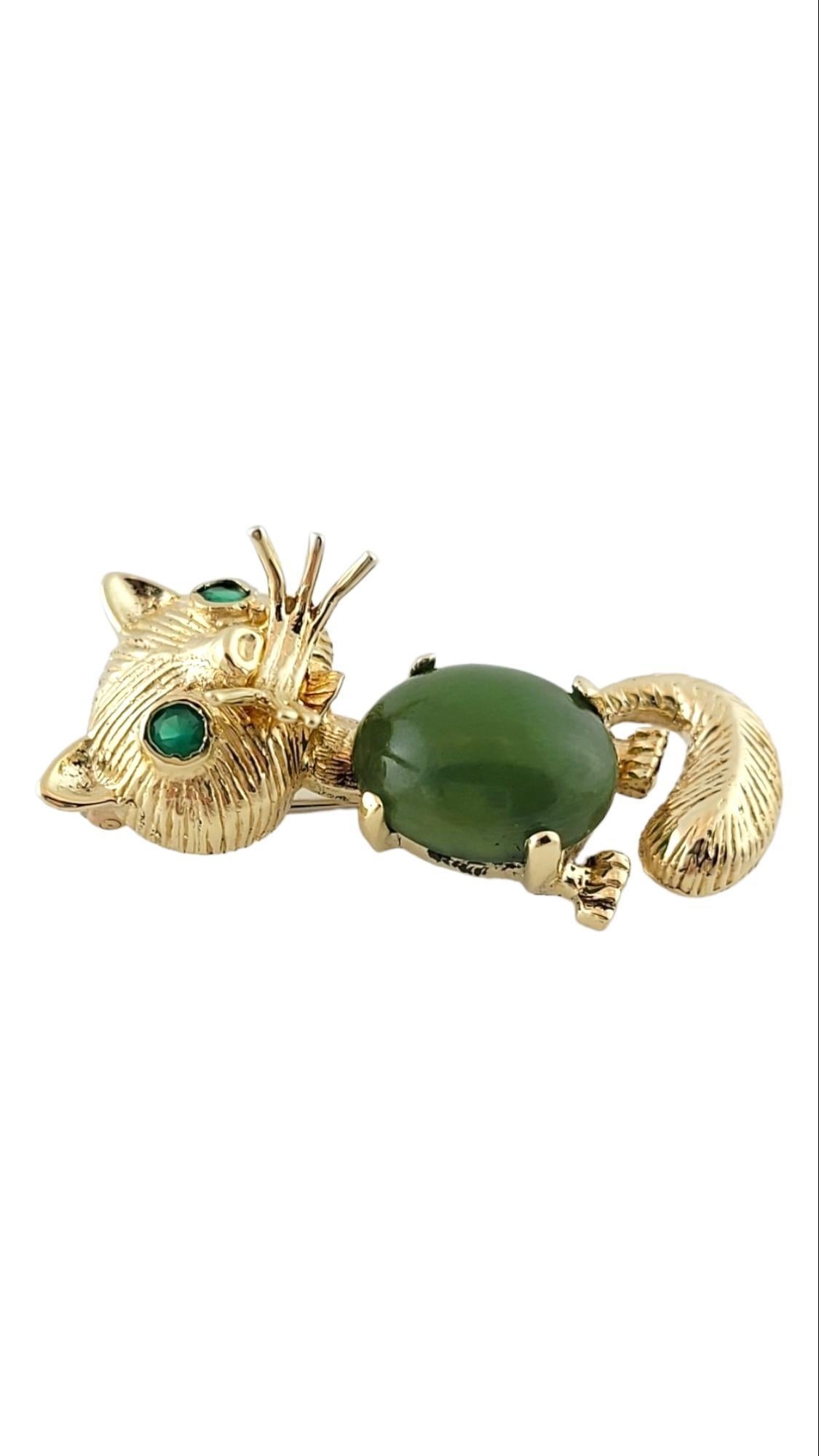 14K Yellow Gold Green Stone Cat Pin Brooch #15195 In Good Condition For Sale In Washington Depot, CT