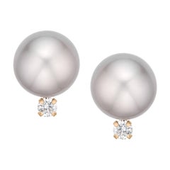 14K Yellow Gold Grey Freshwater Pearl and 1/10 Carat TDW Diamond Stud Earrings