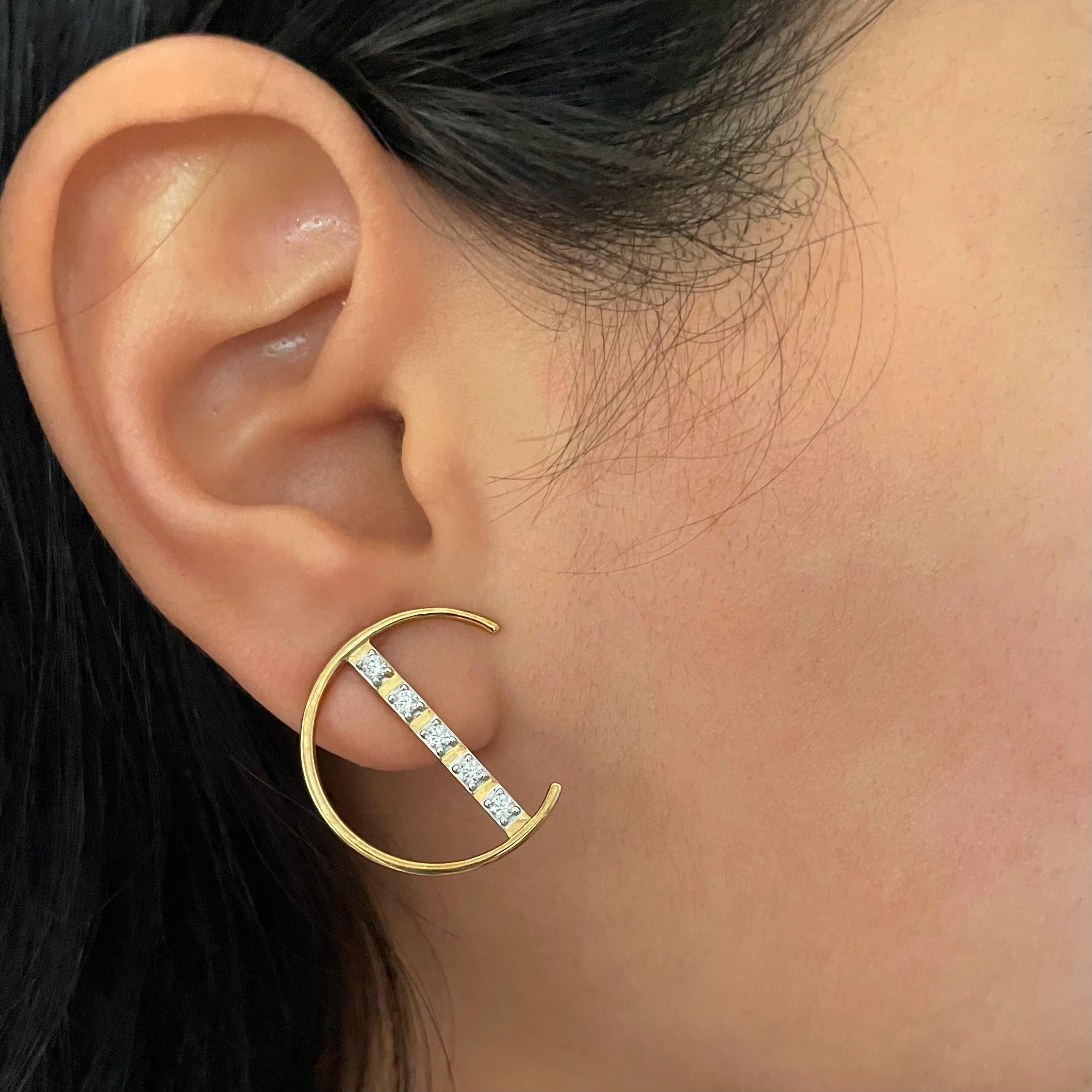 Round Cut 14K Yellow Gold Half Circle Diamond Bar Stud Earrings For Sale