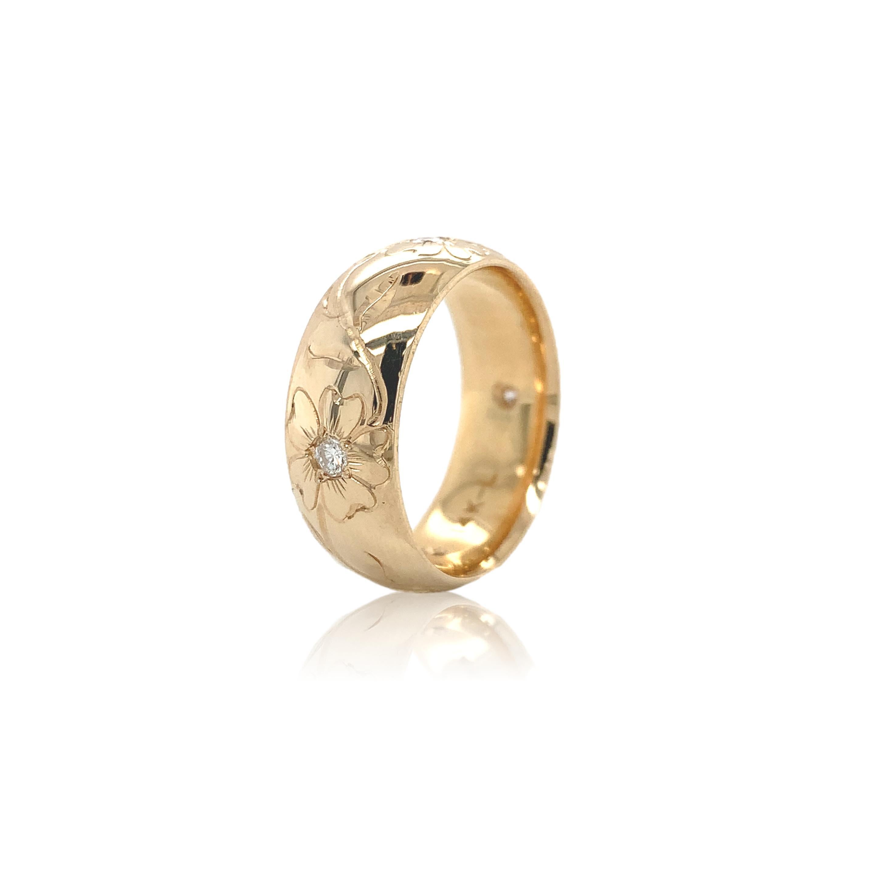 Contemporain Anneau de mariage en or jaune 14K gravé à la main avec des diamants taille 5 en vente