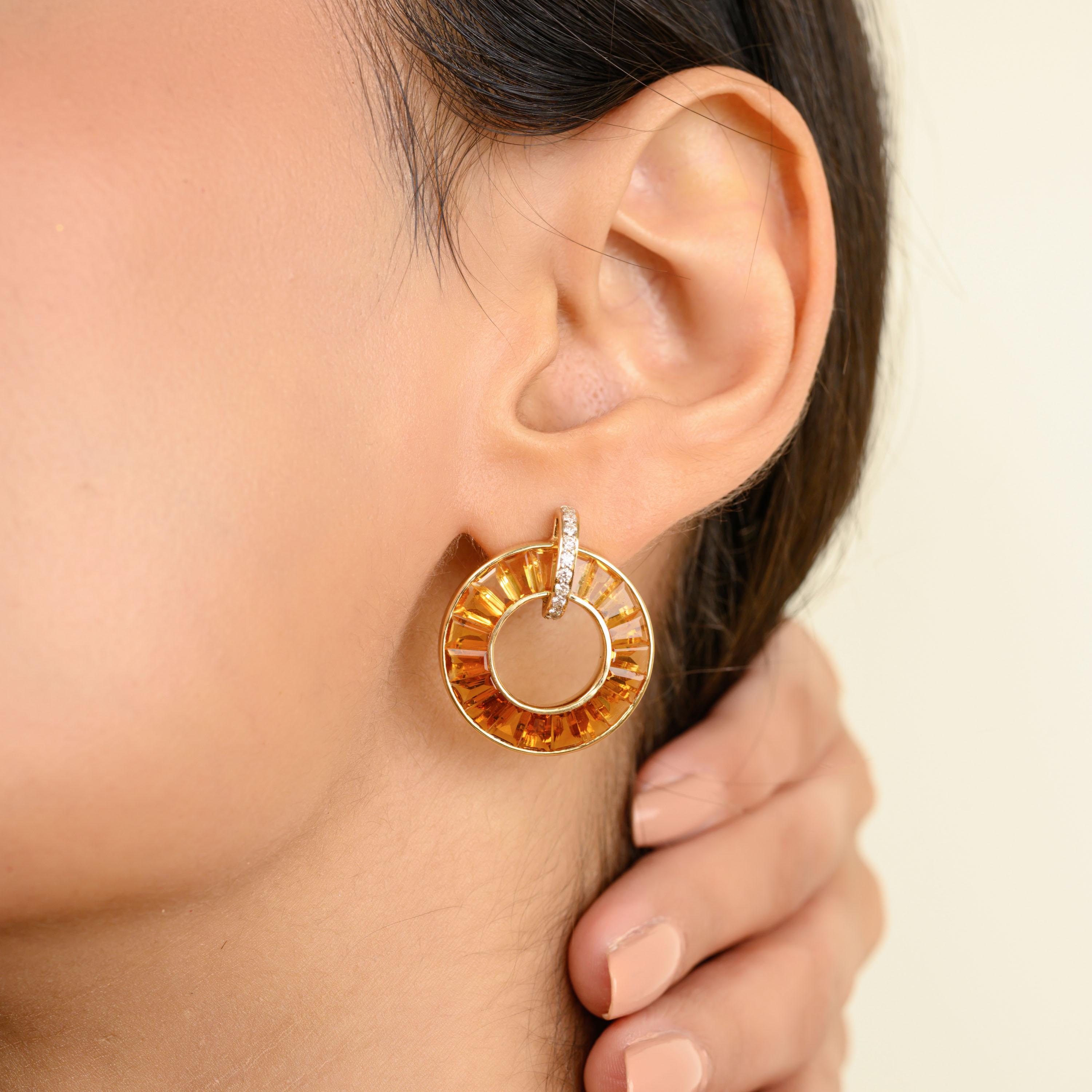 Ensemble de clous d'oreilles en or jaune 14 carats, diamants et citrine taillées sur mesure, fabriqués à la main Neuf - En vente à Jaipur, Rajasthan