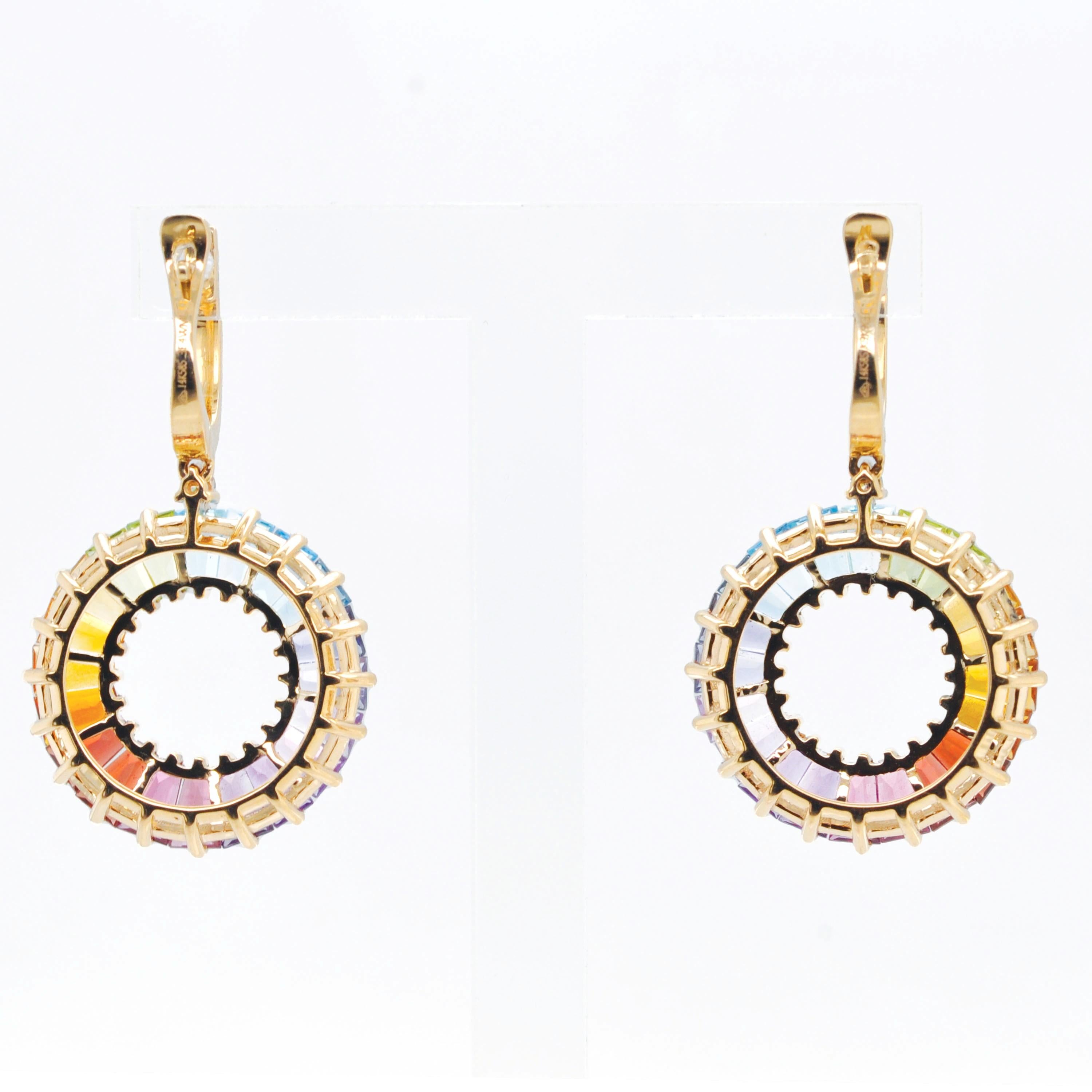 14K Yellow Gold Handcrafted Rainbow Natural Gemstone Pendant Earrings Set For Sale 6