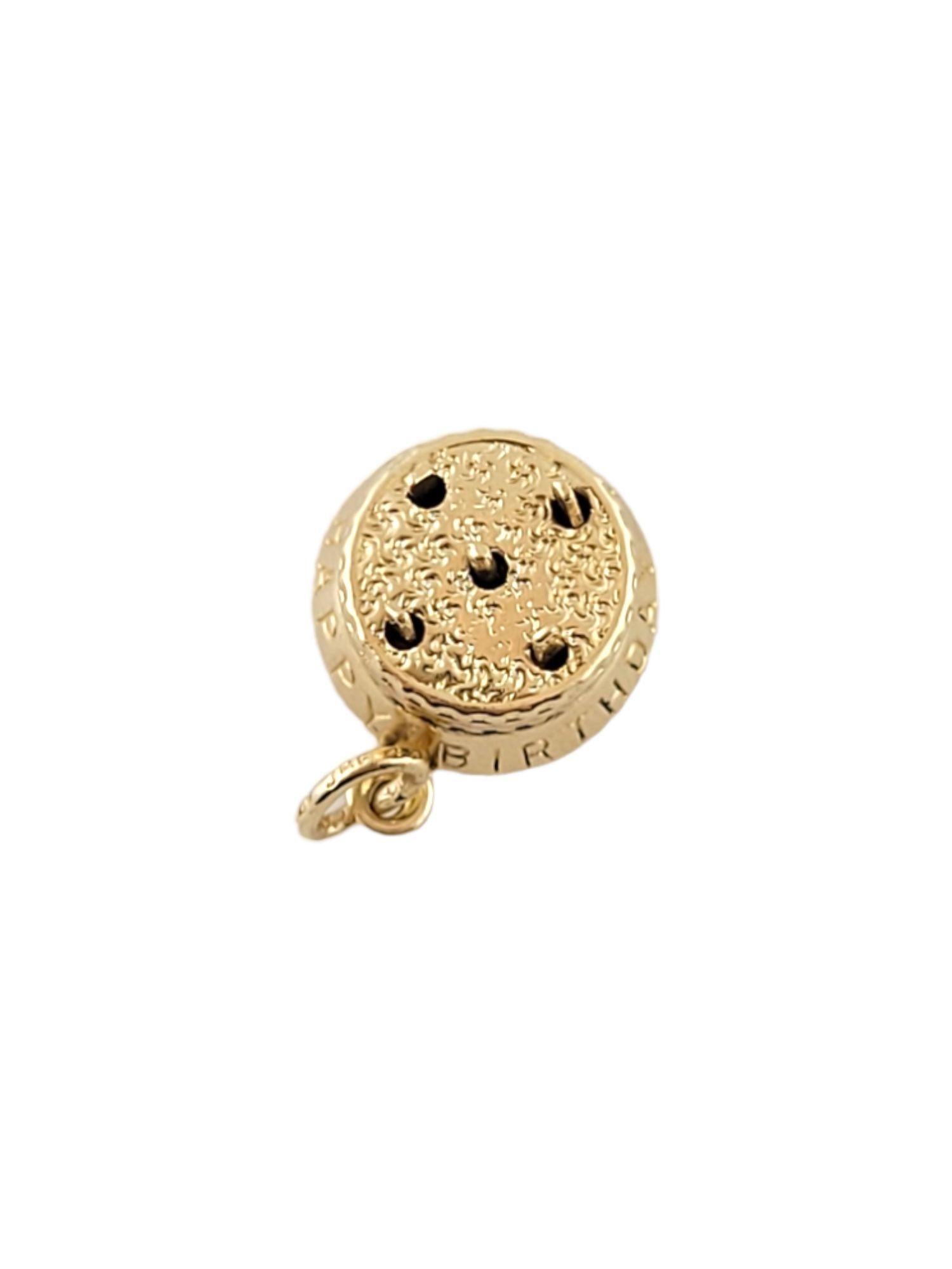 Vintage 14K Yellow Gold Happy Birthday Charm

This adorable birthday cake charm has interactie candles that can pop up and has 