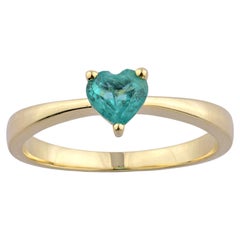 14K Yellow Gold Heart Cut Emerald Solitaire Ring- Modern Design