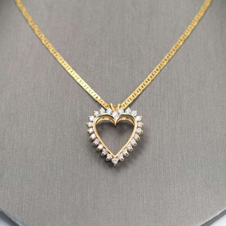 14K Yellow Gold Heart Diamond Pendant Necklace, 9.8gr For Sale at 1stDibs