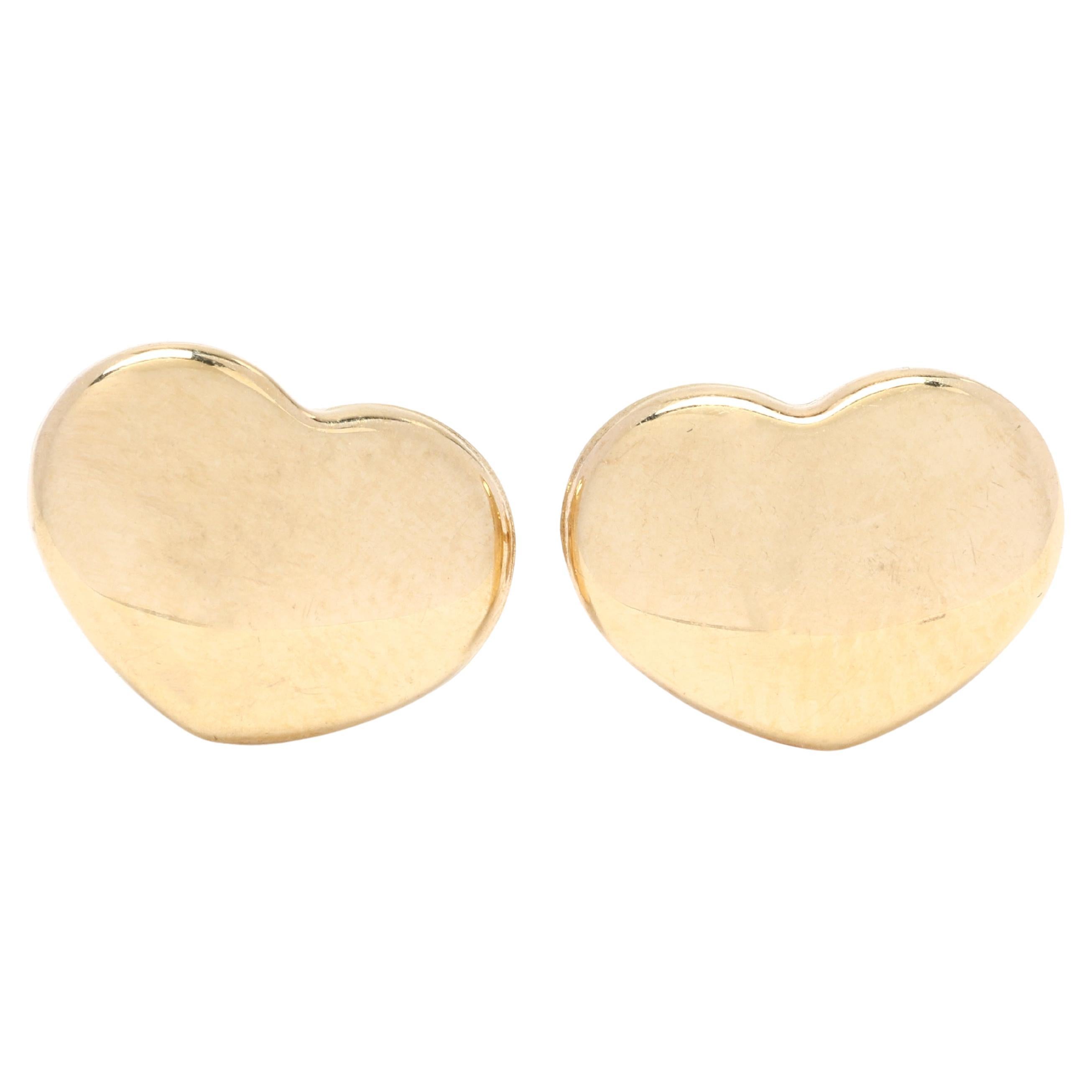 14k Yellow Gold Heart Earrings, Stud Earrings, Dainty and Lovely For Sale