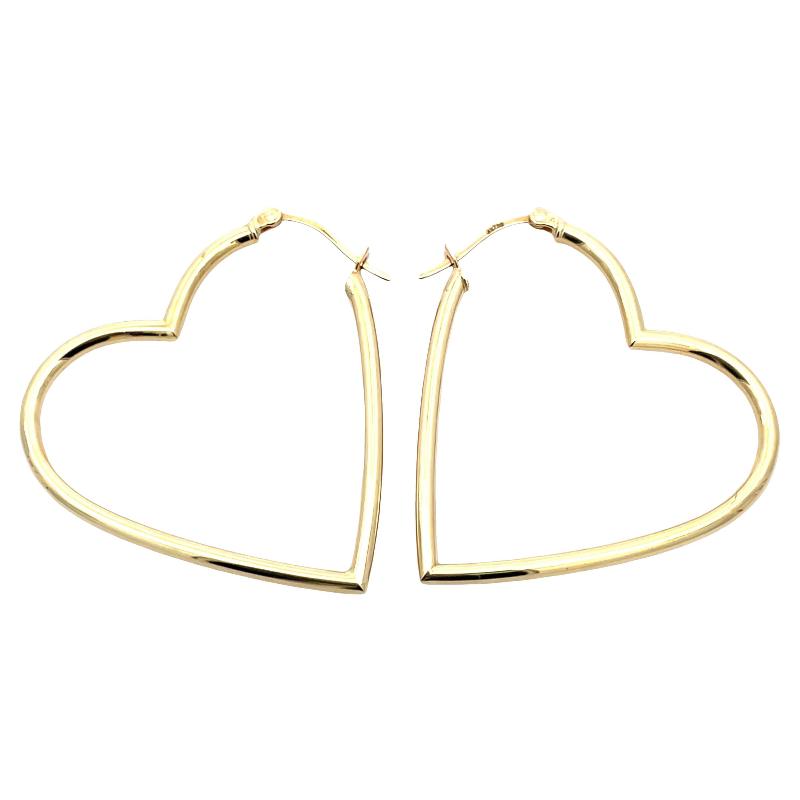 14K Yellow Gold Heart Hoop Earrings, Modern Design, Unisex, 2.20g