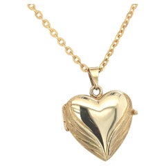 14K Yellow Gold Heart Locket with Cable Chain 18.5" and Toggle Clasp