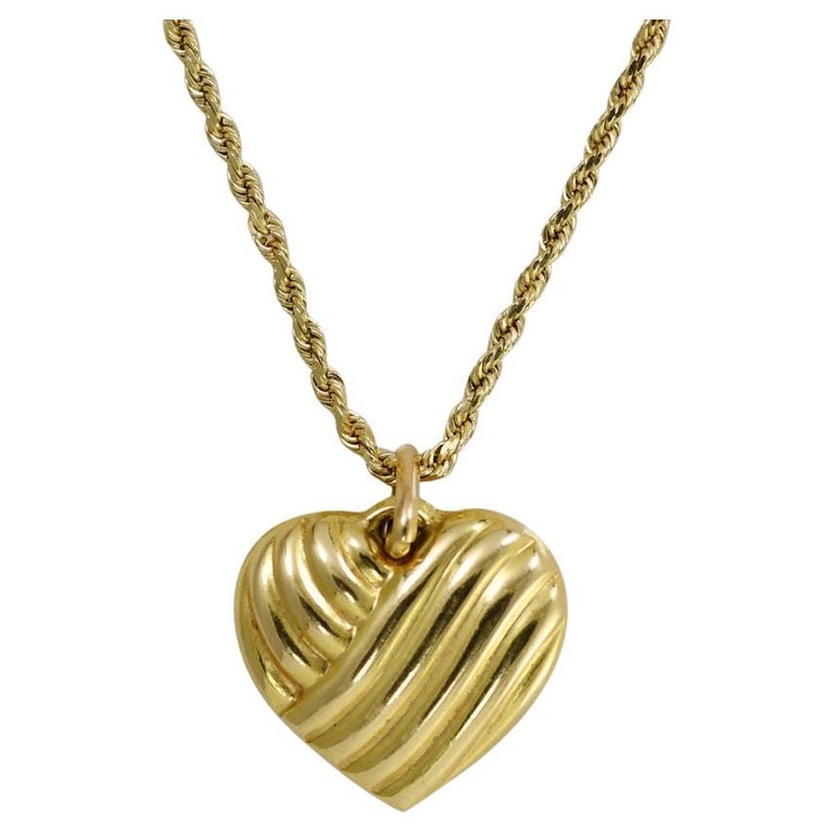 14k Yellow Gold Heart Pendant with Rope Chain For Sale at 1stDibs