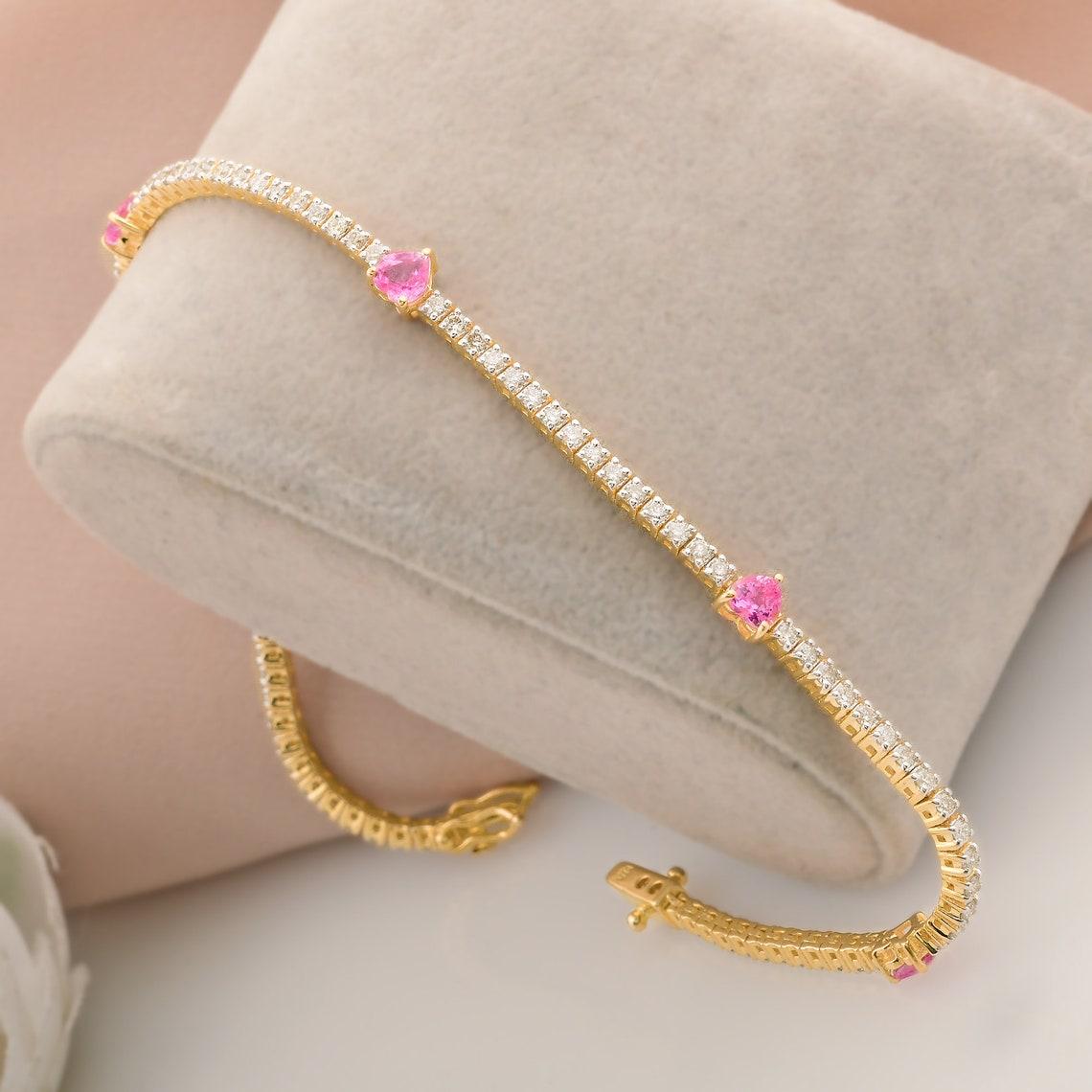 Women's 14k Yellow Gold Heart Shape Pink Processed Gemstone Bracelet Diamond Jewelry For Sale