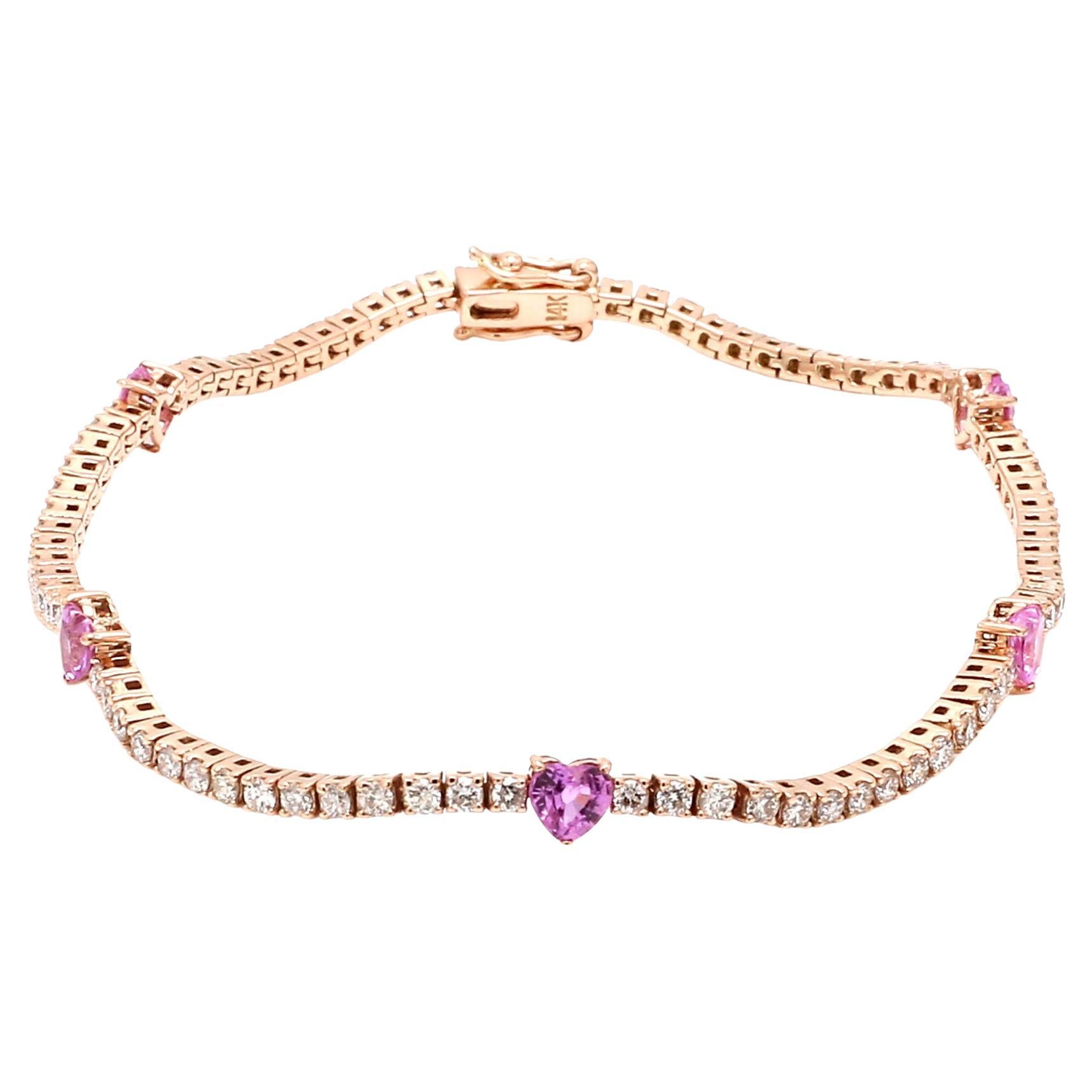 Bracelet en or jaune 14 carats avec diamants en forme de cœur et pierres précieuses roses traitées en vente