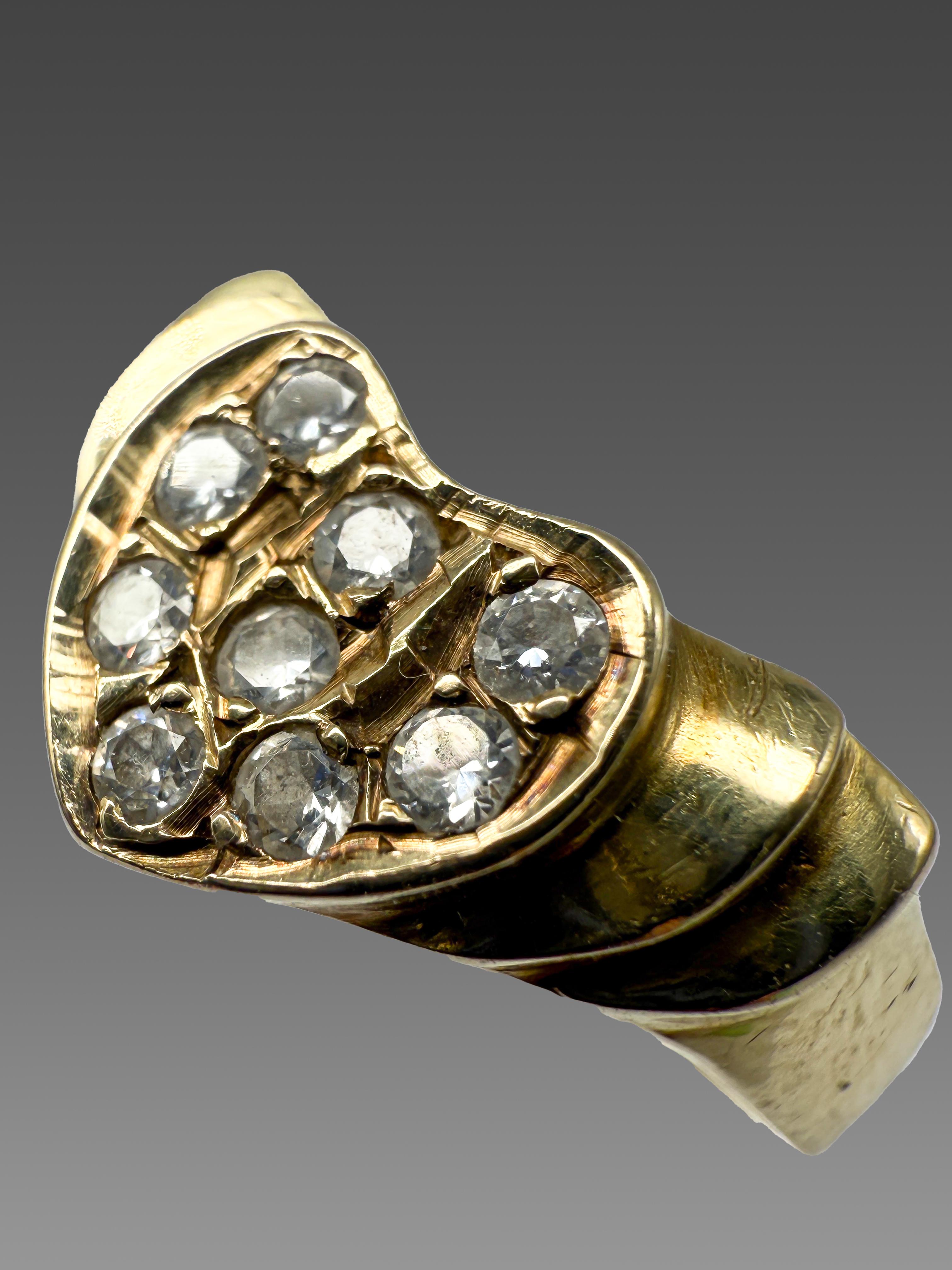 Modern 14K Yellow Gold Heart Ring with 9 Brilliant For Sale