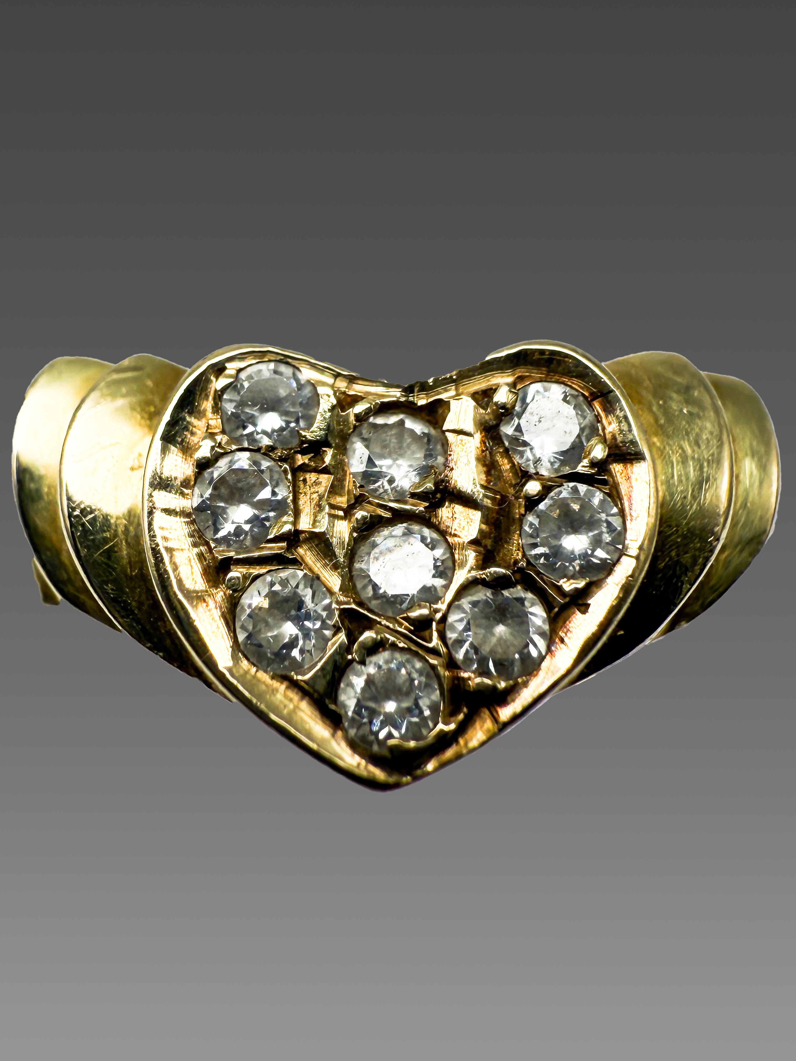 Women's or Men's 14K Yellow Gold Heart Ring with 9 Brilliant For Sale