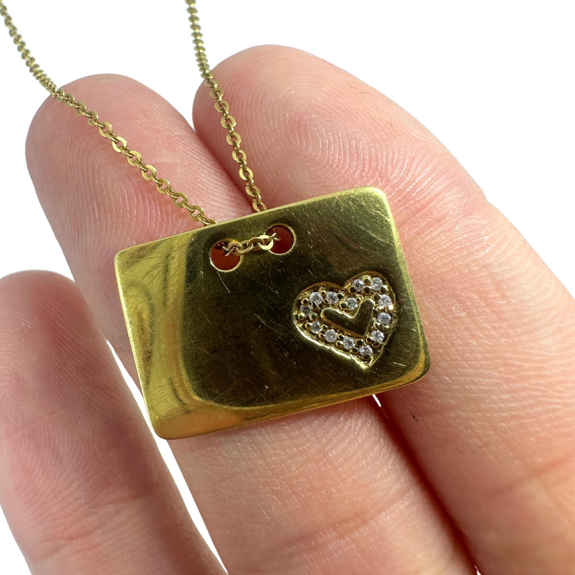 Collier avec pendentif en or jaune 14K en forme de coeur en vente 1