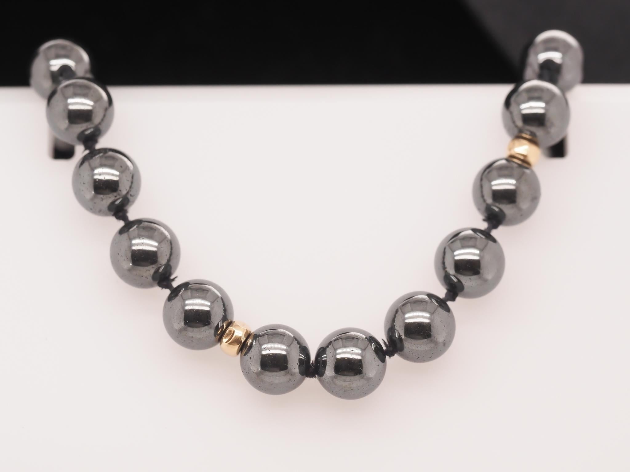 14K Yellow Gold Hematite Necklace and Bracelet Set For Sale 7
